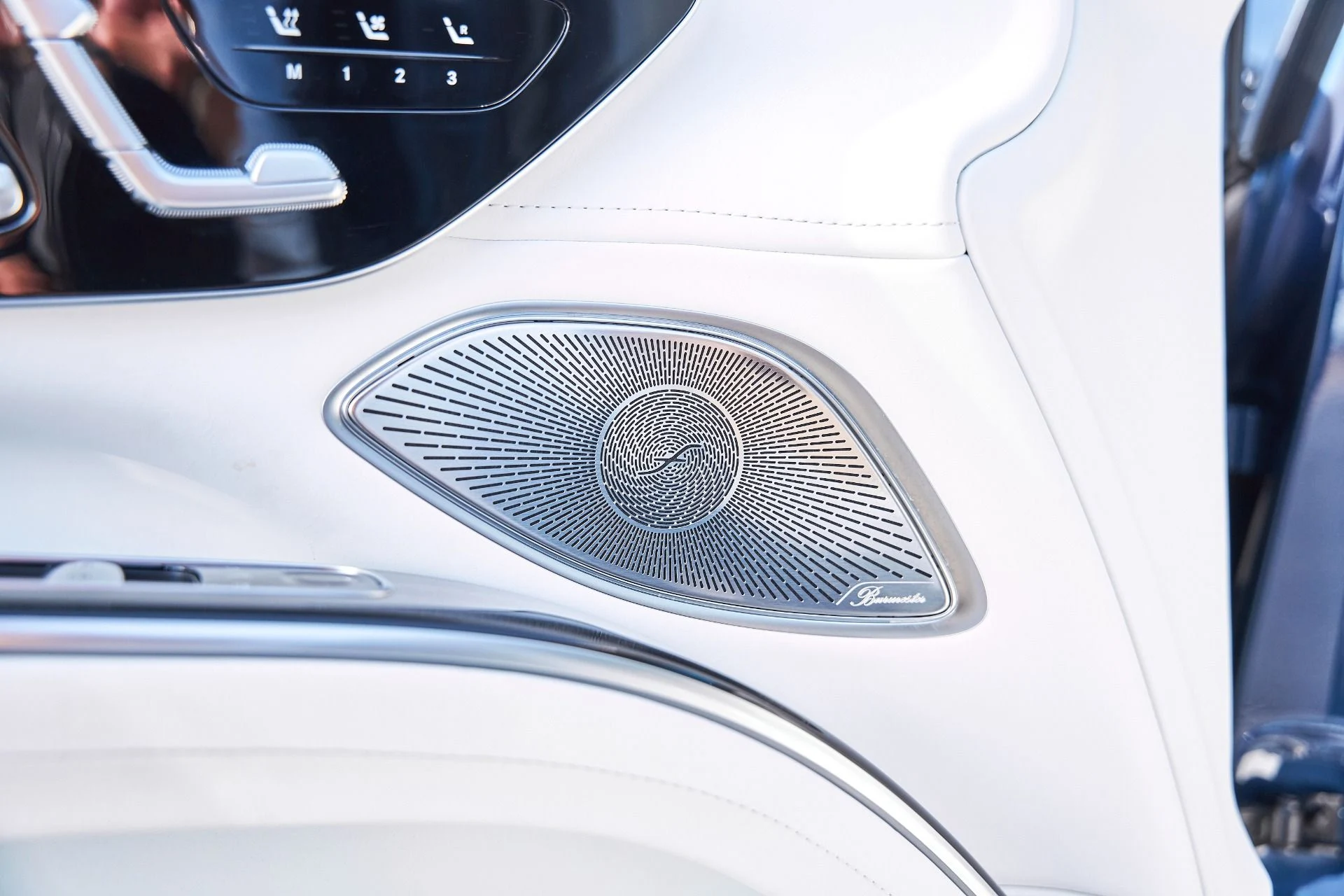 mph039_2511248202_Used_2024_Mercedes_Benz_EQS_Maybach_EQS_680_1766455898_a128cc056e