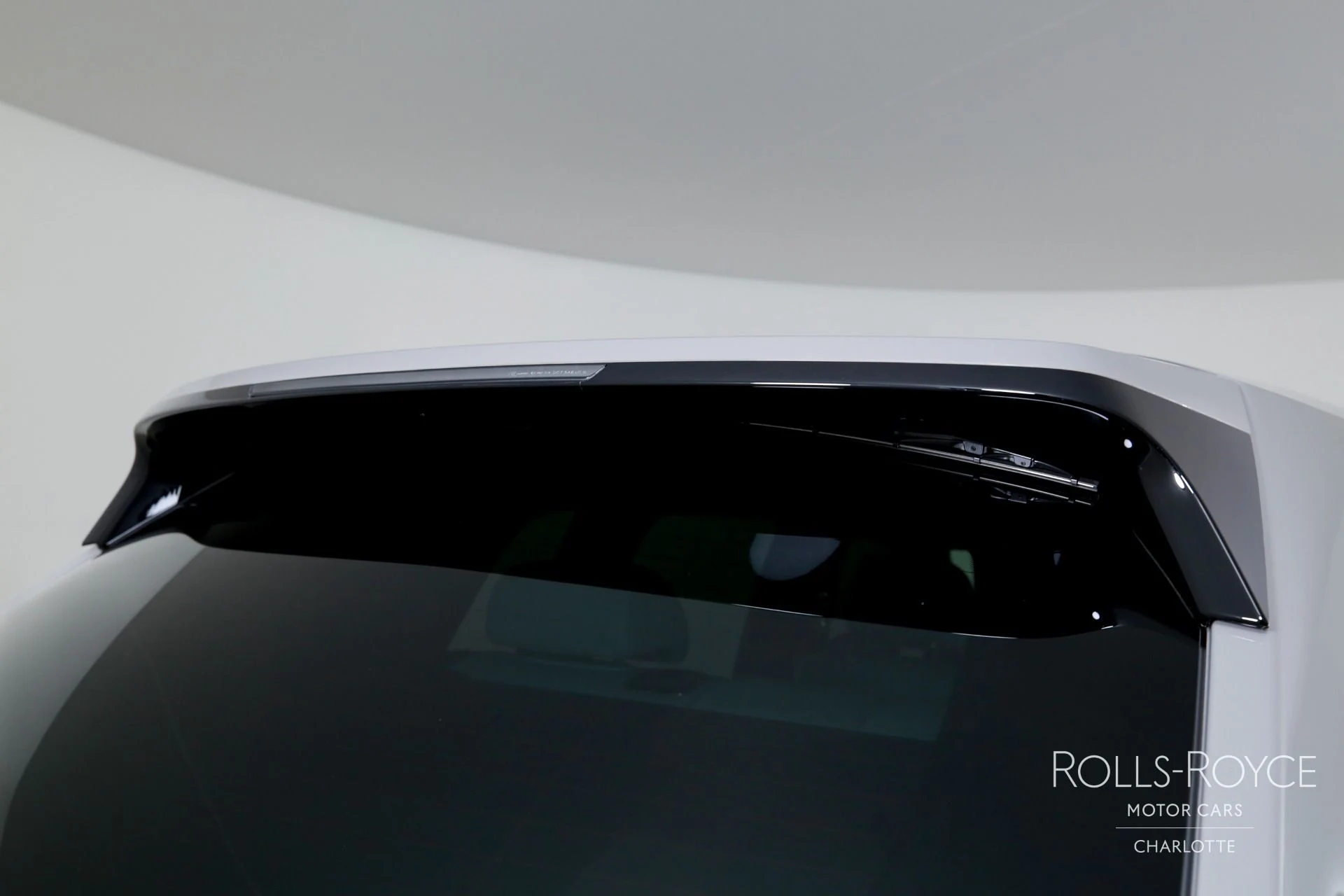 mph039_2520474352_Used_2025_Rolls_Royce_Cullinan_1771363273_5f391683de