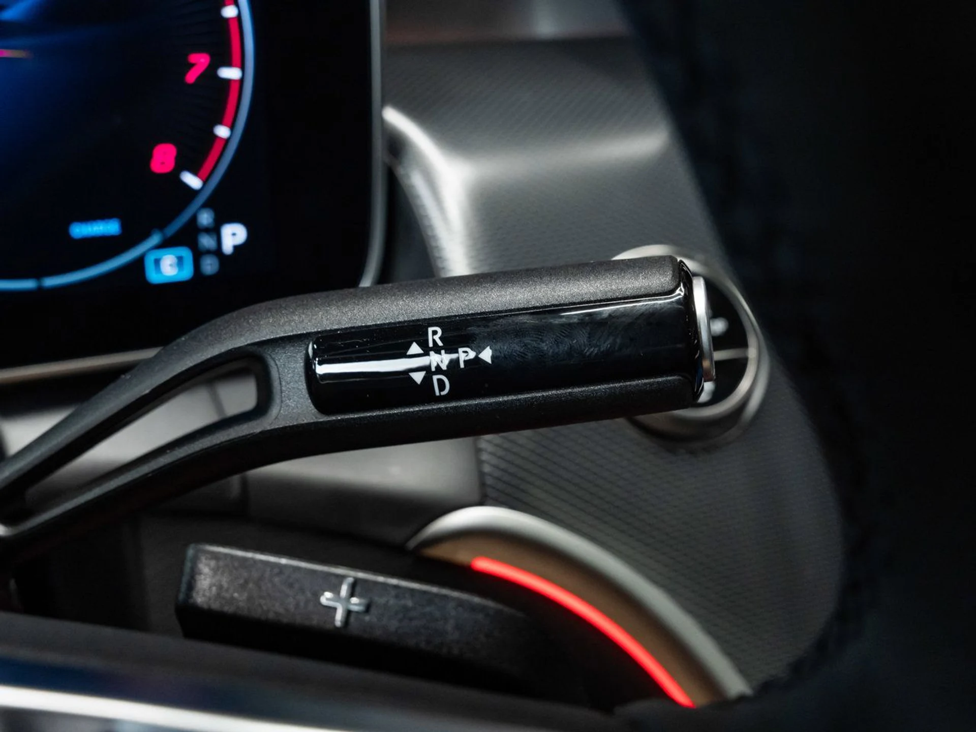 mph039_2522166562_mercedes_benz_glc_2025_28c43c63ad