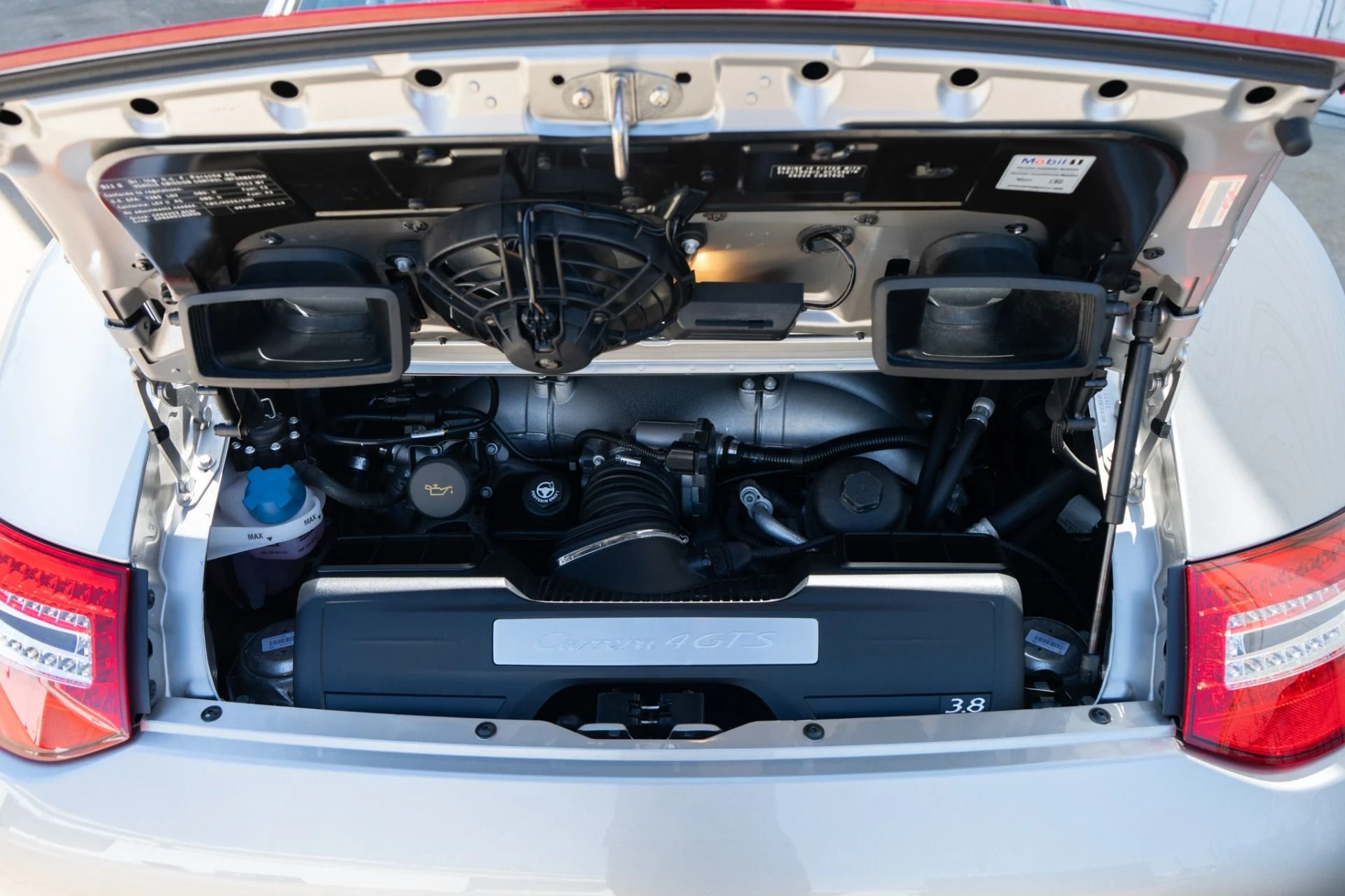 mph039_2530668648_Used_2012_Porsche_911_Carrera_4_GTS_1774273980_1d1742e614