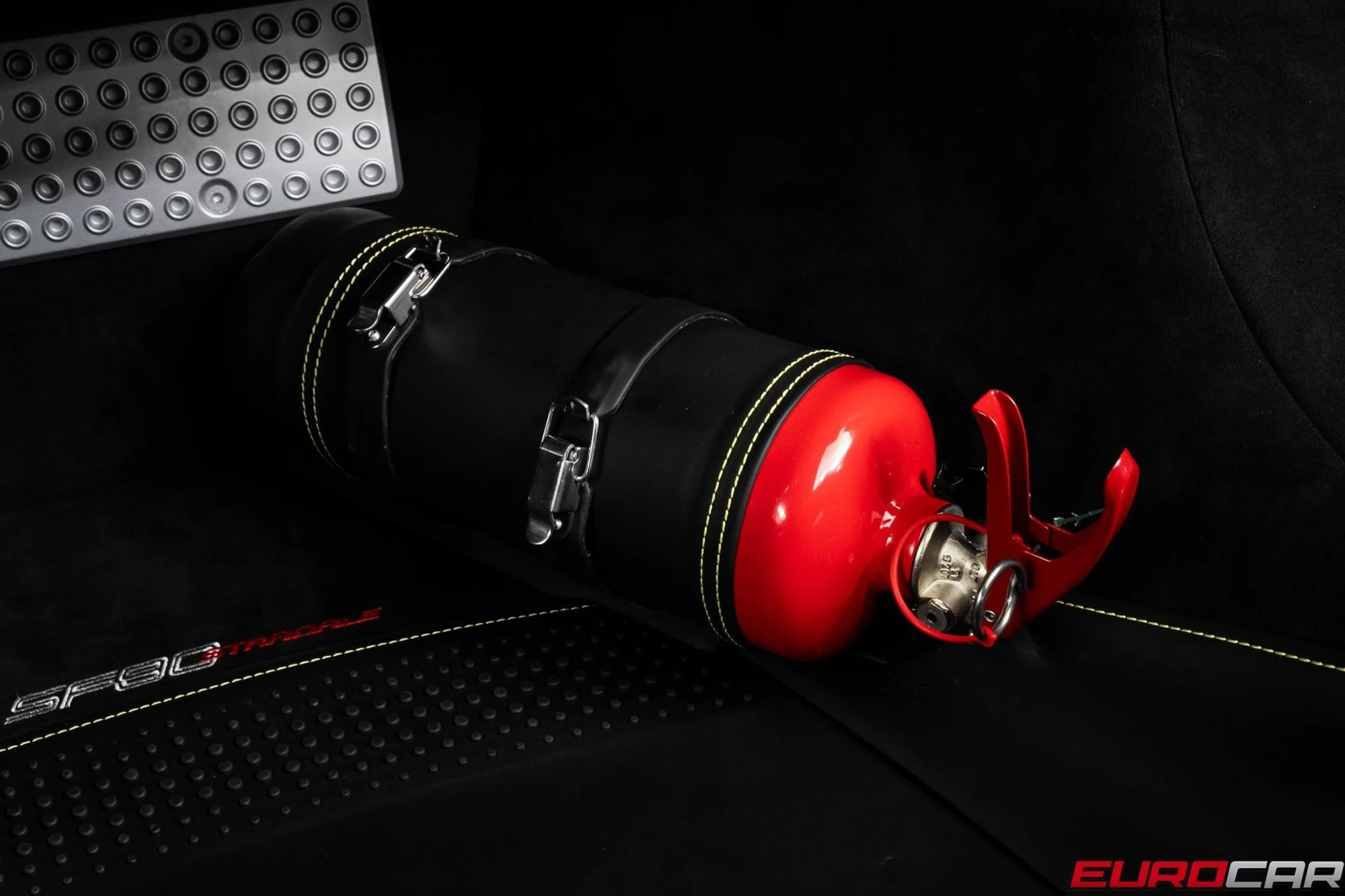 mph039_2532183175_image_40_443b91ad3e