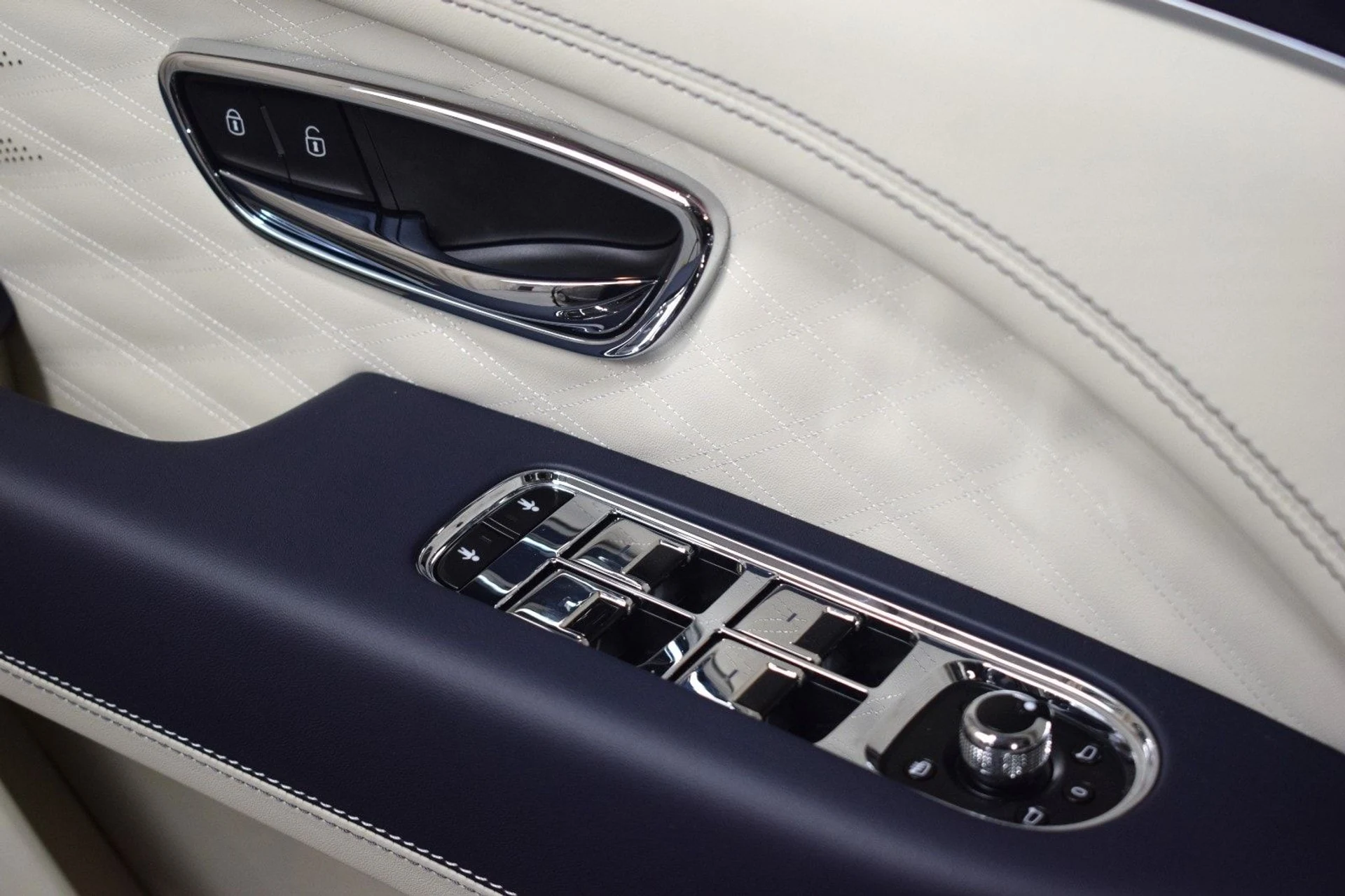 mph039_2539013957_b39571ef71e30d7ad443cddb35a8ebfax_6a389d75c1