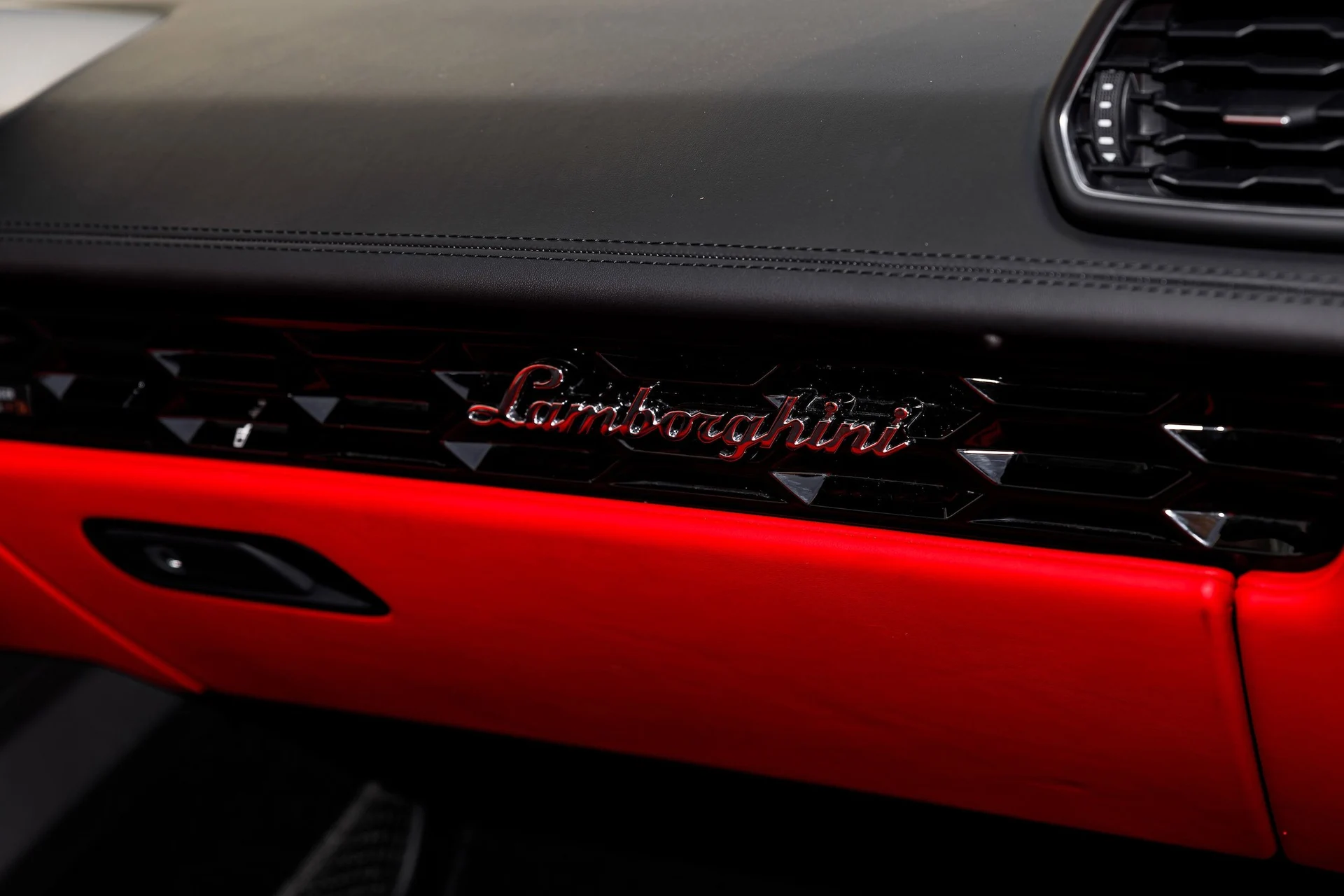 mph039_2539854672_eba484ab2f6c420c5d282c7a8b4411c8x_08e99daa5e