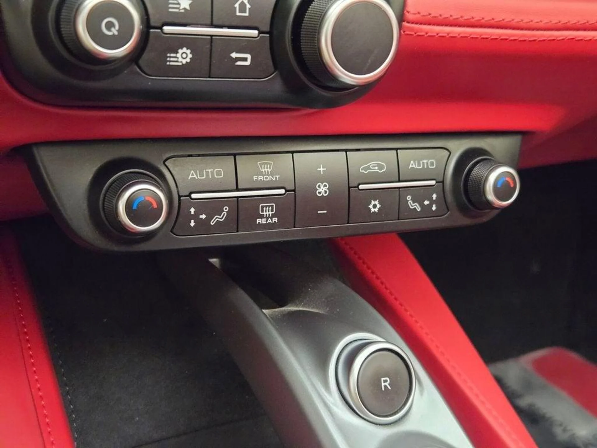 mph039_2555600265_Used_2023_Ferrari_Portofino_M_1778593642_6c93334206