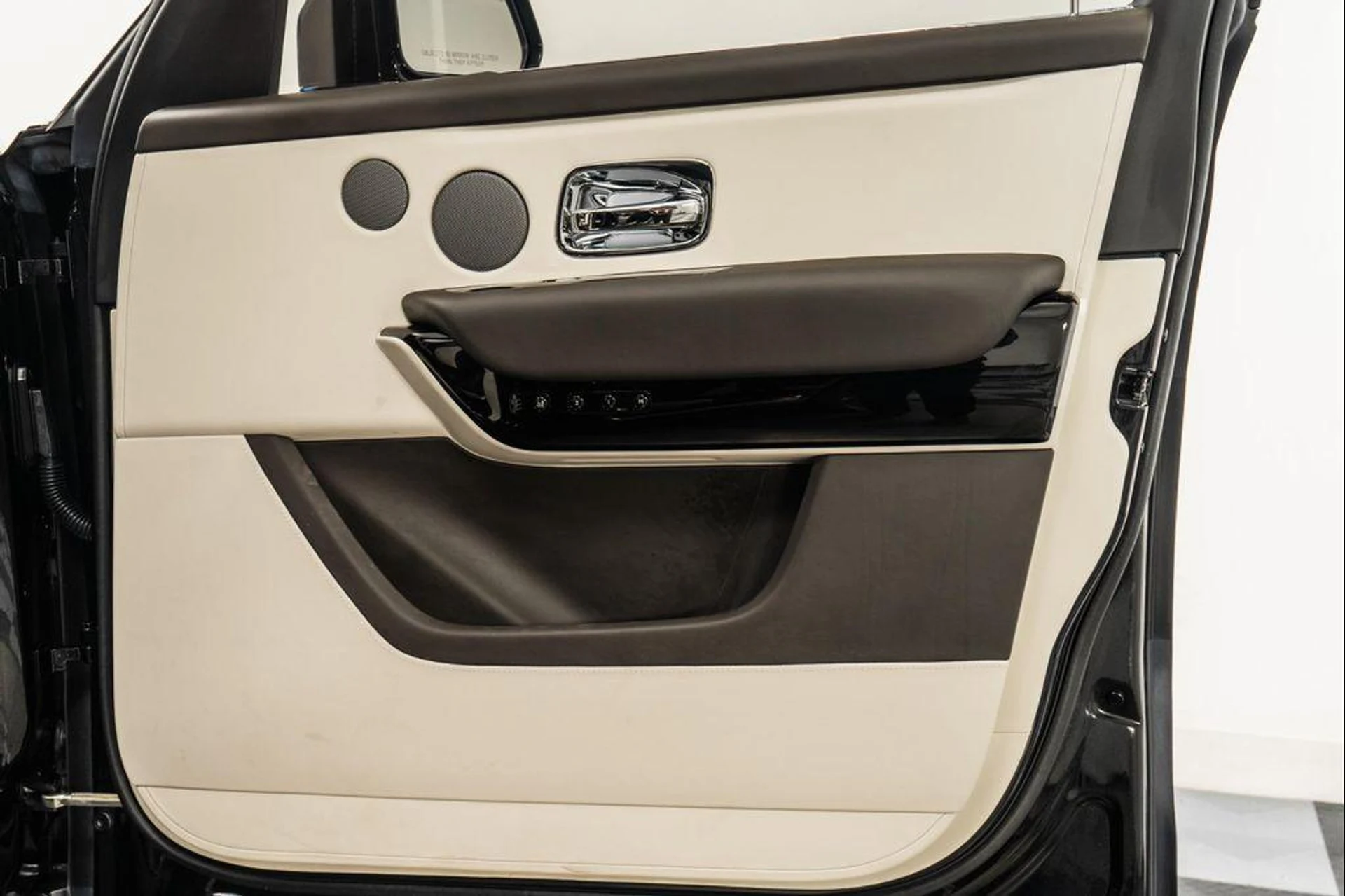 mph039_2558746322_B77_ZV_Ig_Oanjt9_Cj_Kok_G_Epu_W_Fa_Qc_8f9e1d80b5