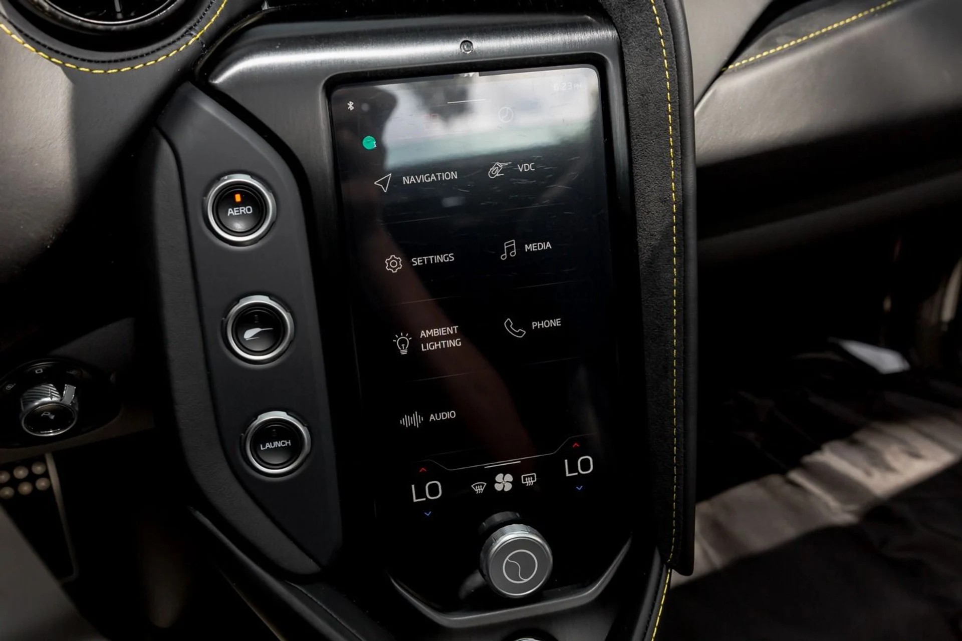 mph039_2562289534_437_p40_l_96ba91d72b