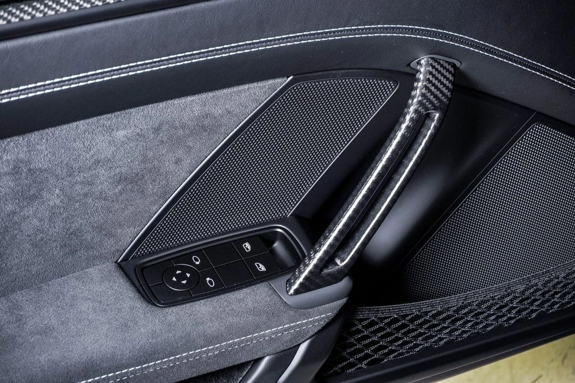 mph039_2577853927_67c7ebb7765c5270f6583c9e73c3a60cx_00a422dffd