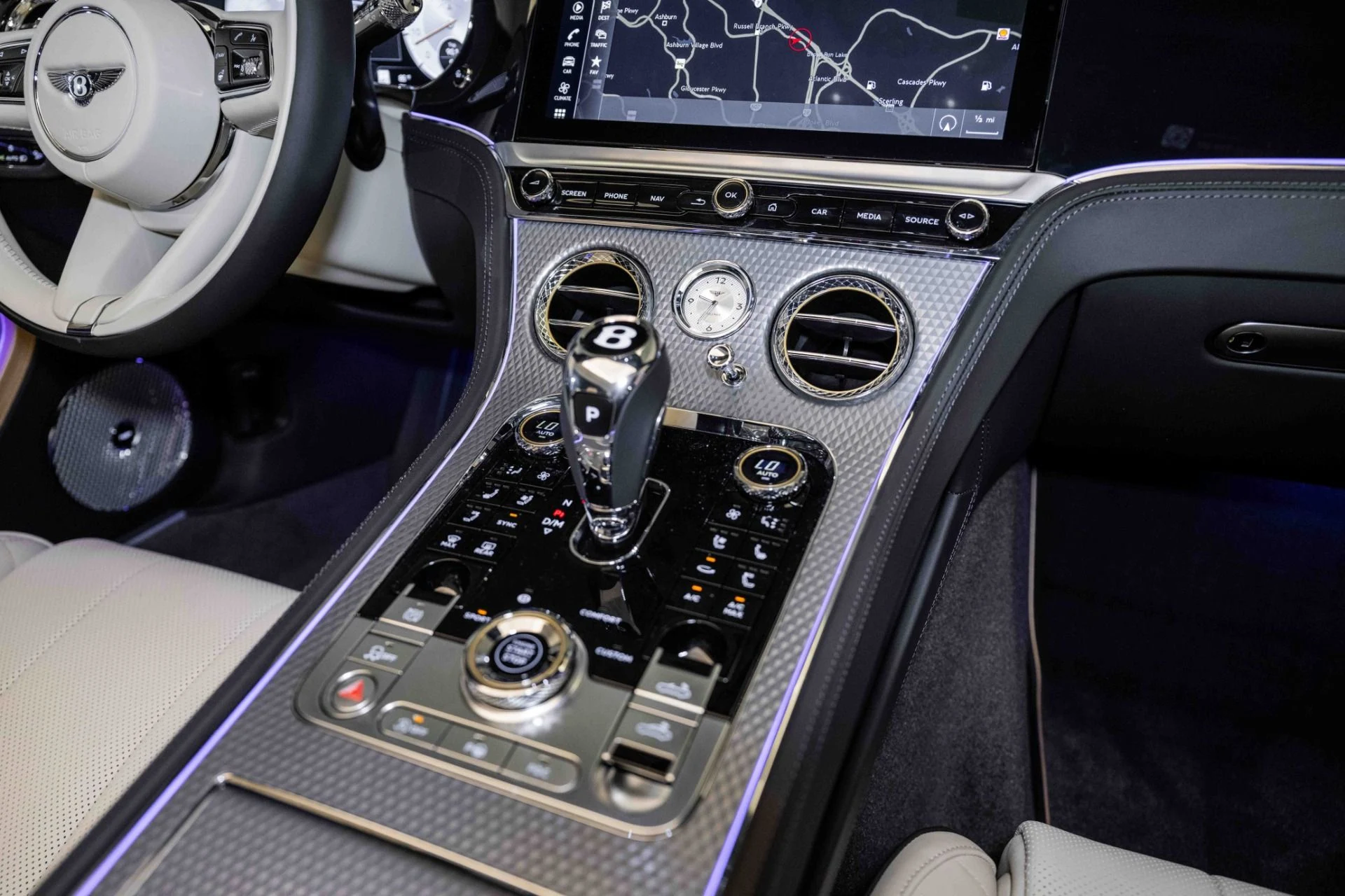 mph039_2580018305_Used_2024_Bentley_Continental_GTC_Mulliner_W12_1718978175_9bb7b7bb32
