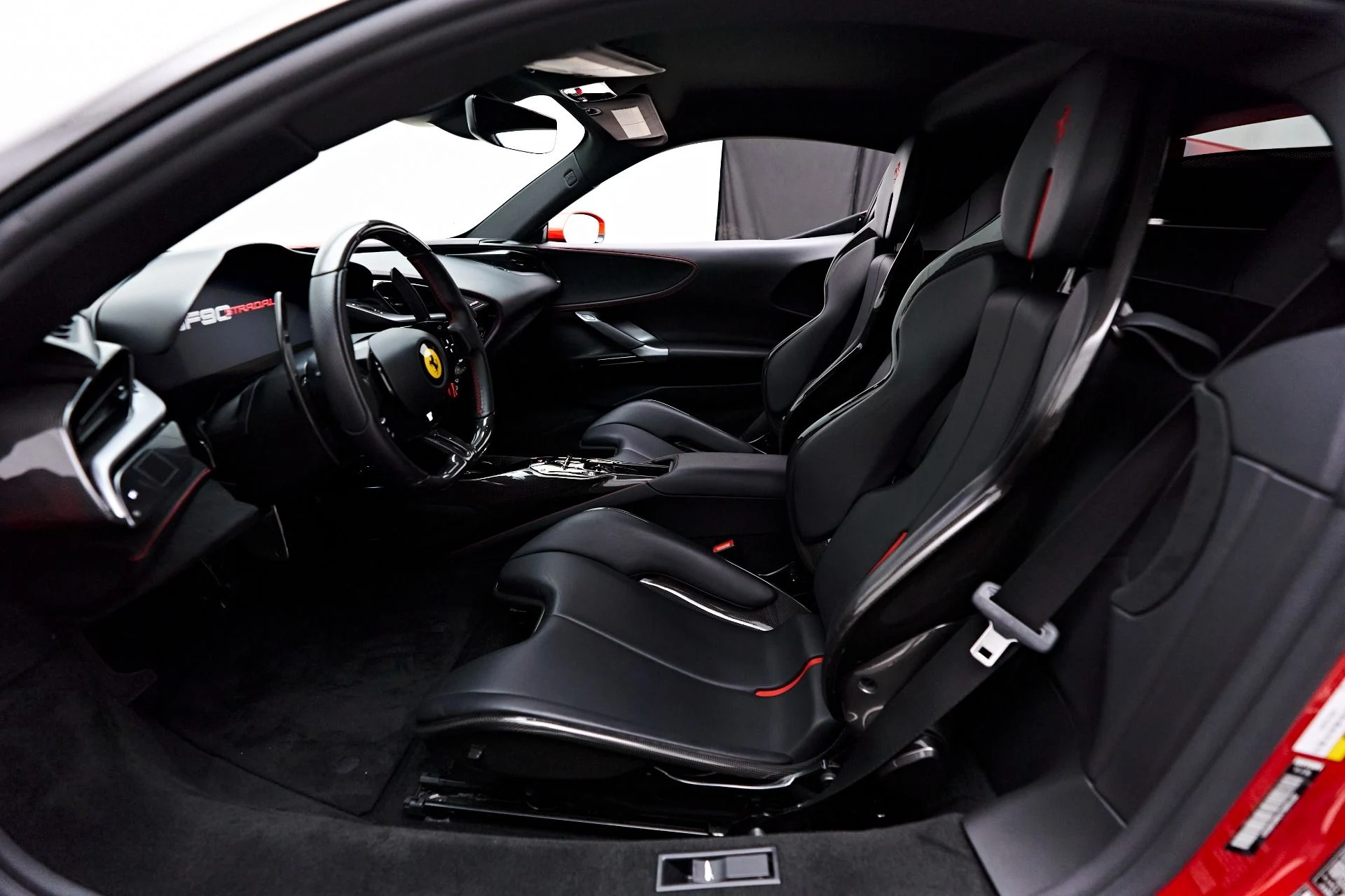 mph039_2584758905_Used_2021_Ferrari_SF_90_Stradale_Base_1690065586_b22994cac7