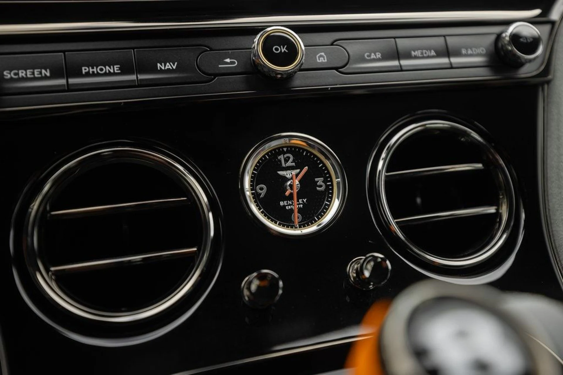 mph039_2588082832_0503bfccc190d8e7c77f56e10e374bb9x_ac4f9ada33