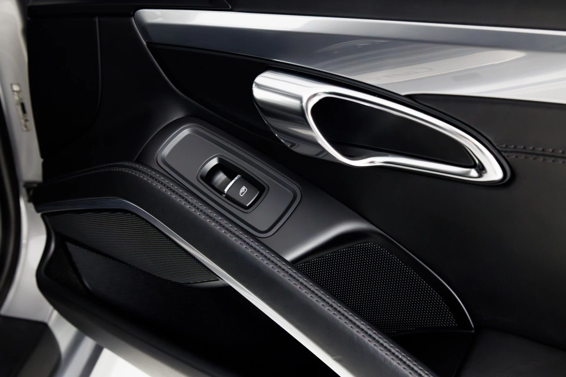 mph039_2588208571_Used_2017_Porsche_911_Carrera_S_1769117490_c2dd8f5985