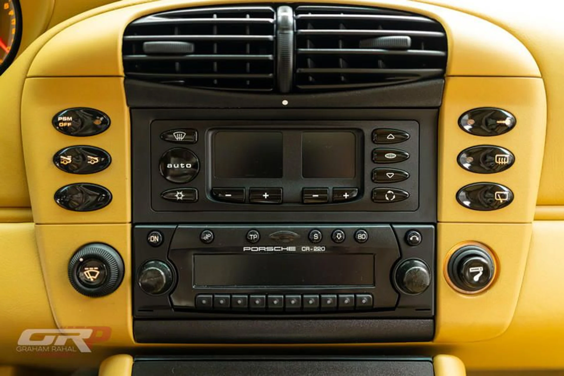 mph039_2610904612_ED_420844_B9_E0_46_FD_964_A_8_E481_A0_D0_BC_6_c846075b44