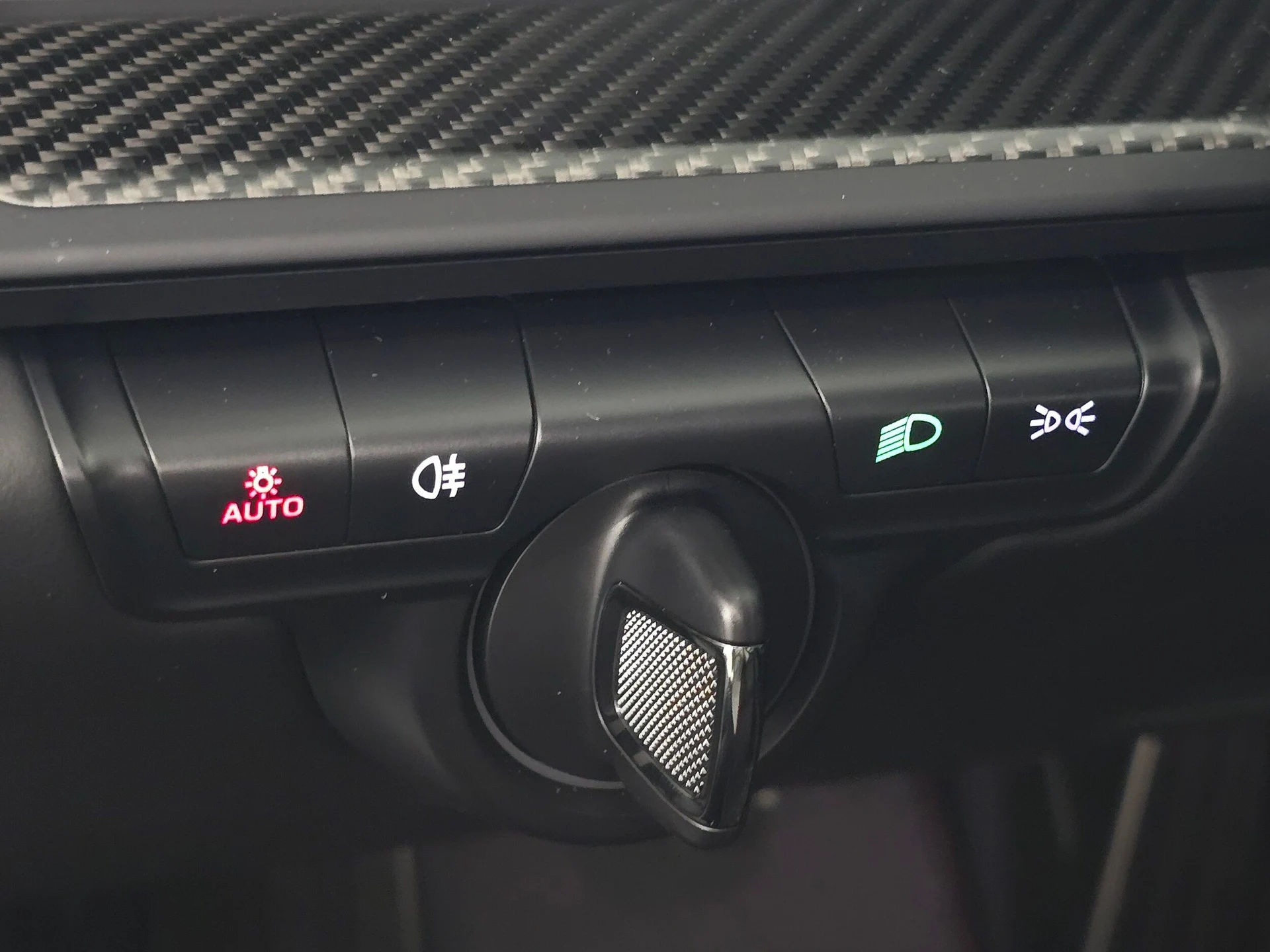 mph039_2611869174_113d436224c60a0103fa10f23e176c43x_f2a514b955