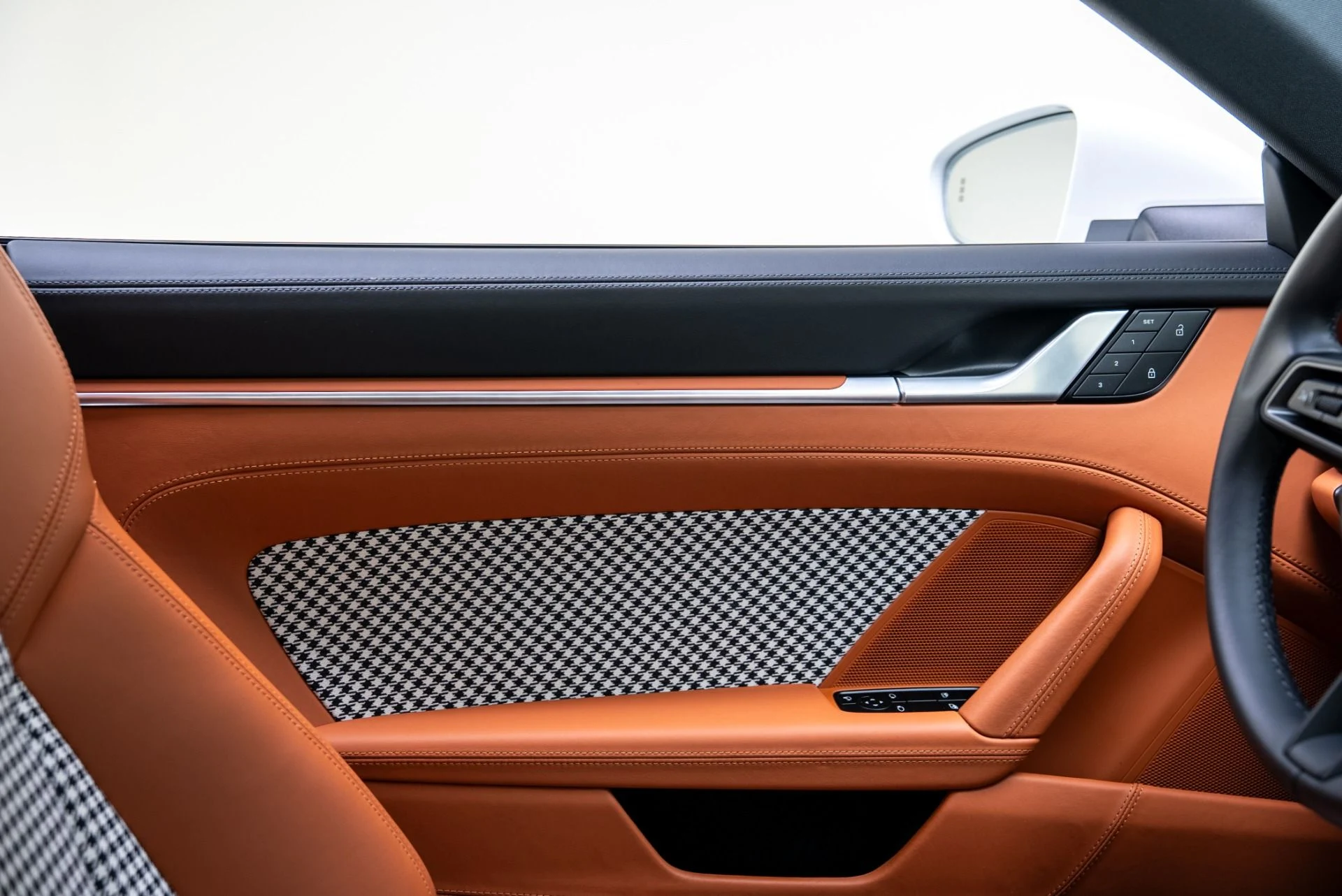 mph039_262343589_Used_2024_Porsche_911_Carrera_4_S_1768935299_5feddaf1ce