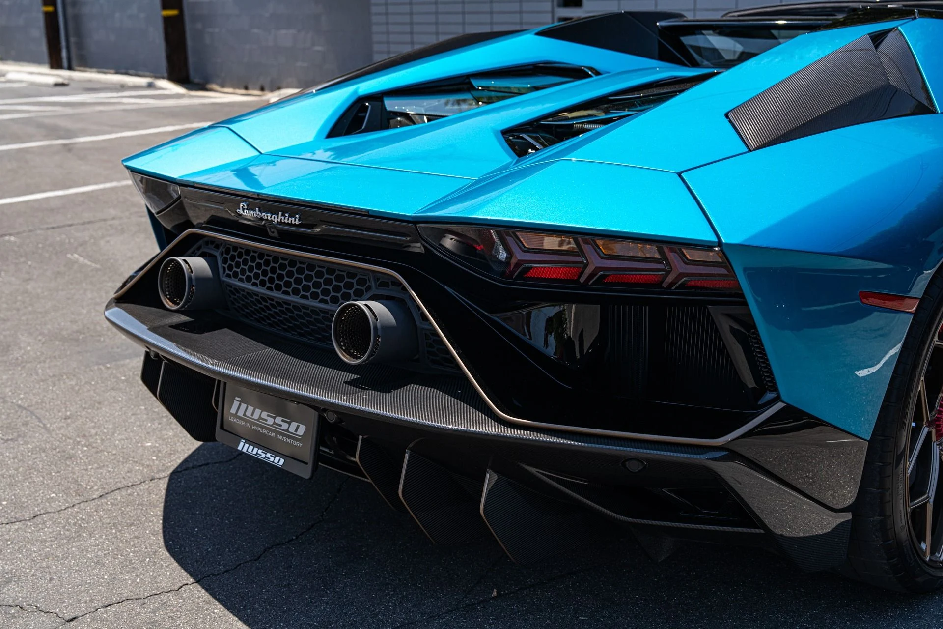mph039_2638678236_Used_2022_Lamborghini_Aventador_LP_780_4_Ultimae_1755037008_2e16f0416e
