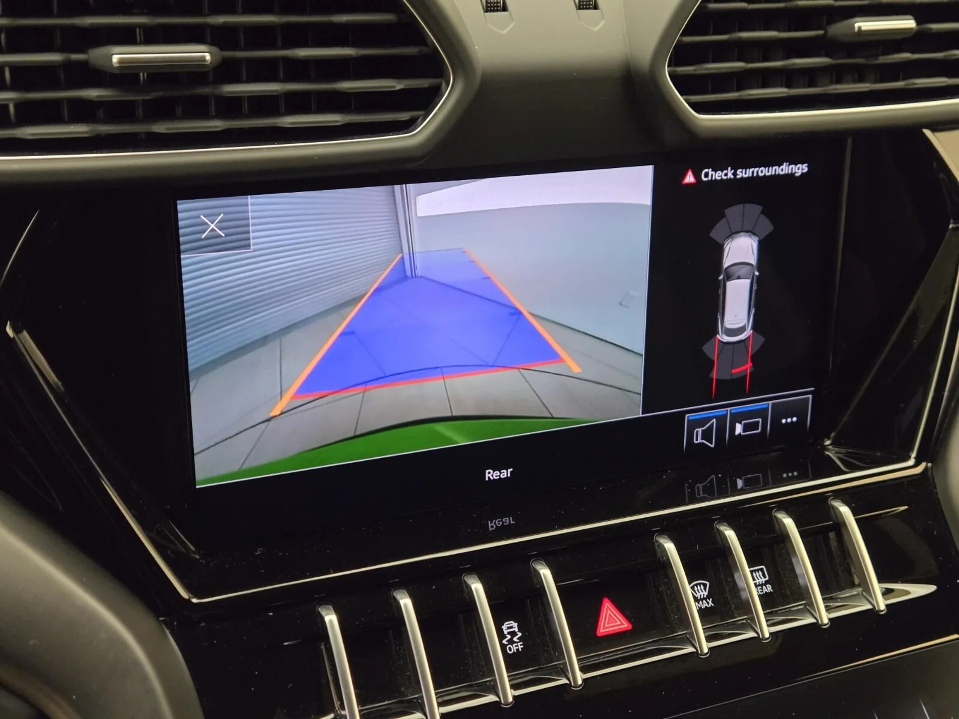 mph039_2655142183_Used_2023_Lamborghini_Urus_S_1770879347_d576338e0e