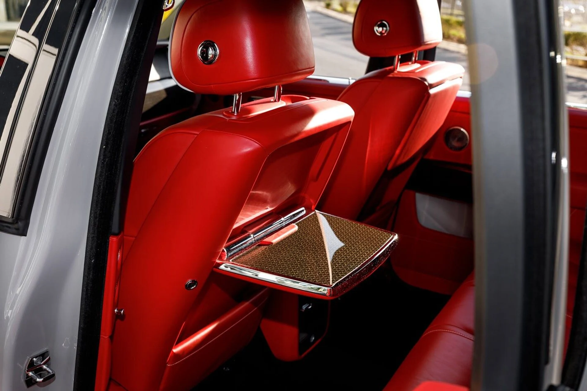 mph039_2680180240_38f0b0c3d8d59222a1e99bae2eb25f5ex_cd5901ec40