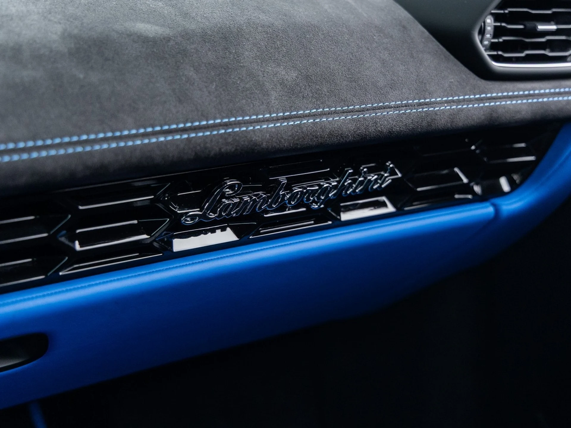 mph039_269886097_40_c02914ff2d