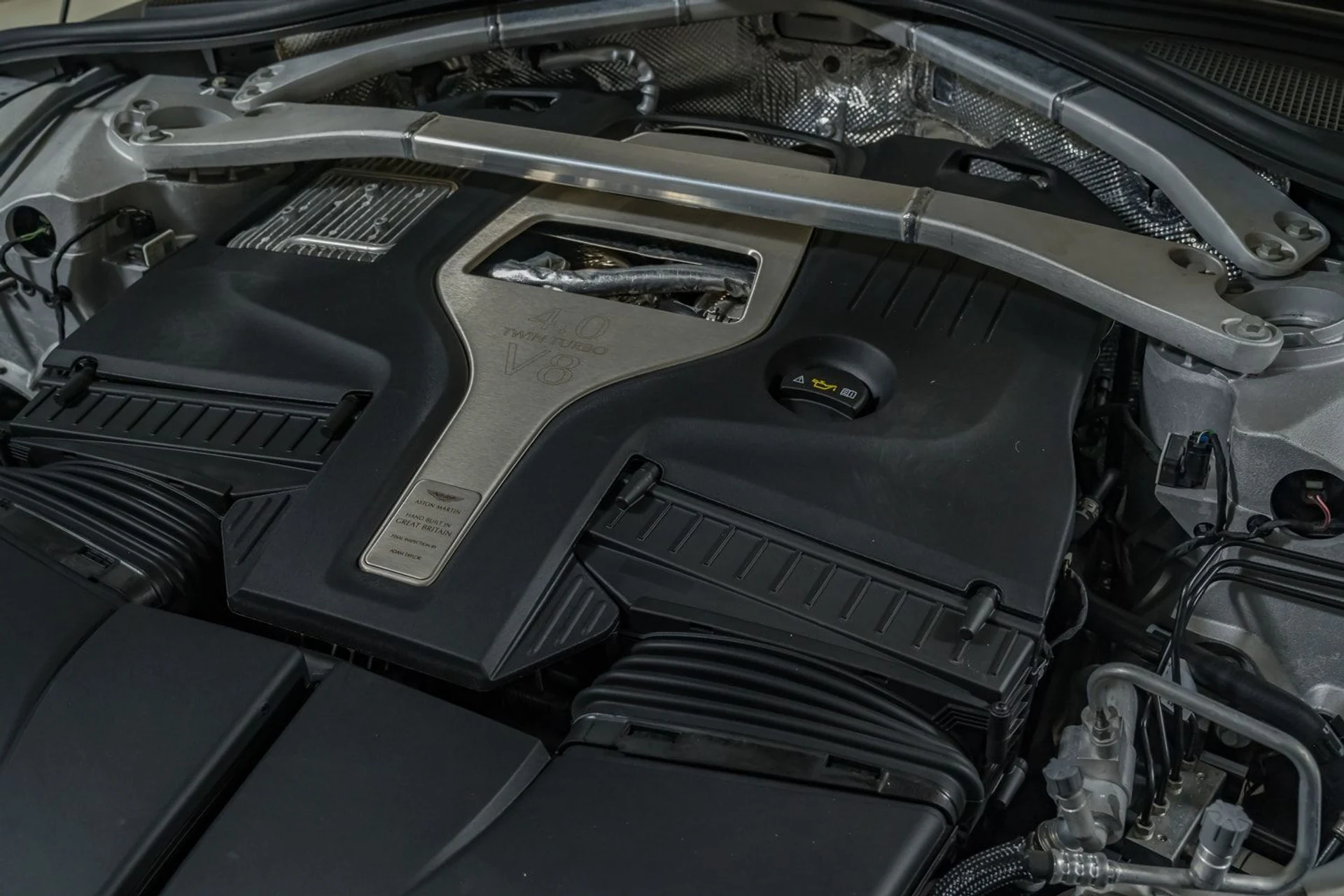 mph039_2705109942_fc3d3970ae914d44ab1825981b6da88f_709253f2fd