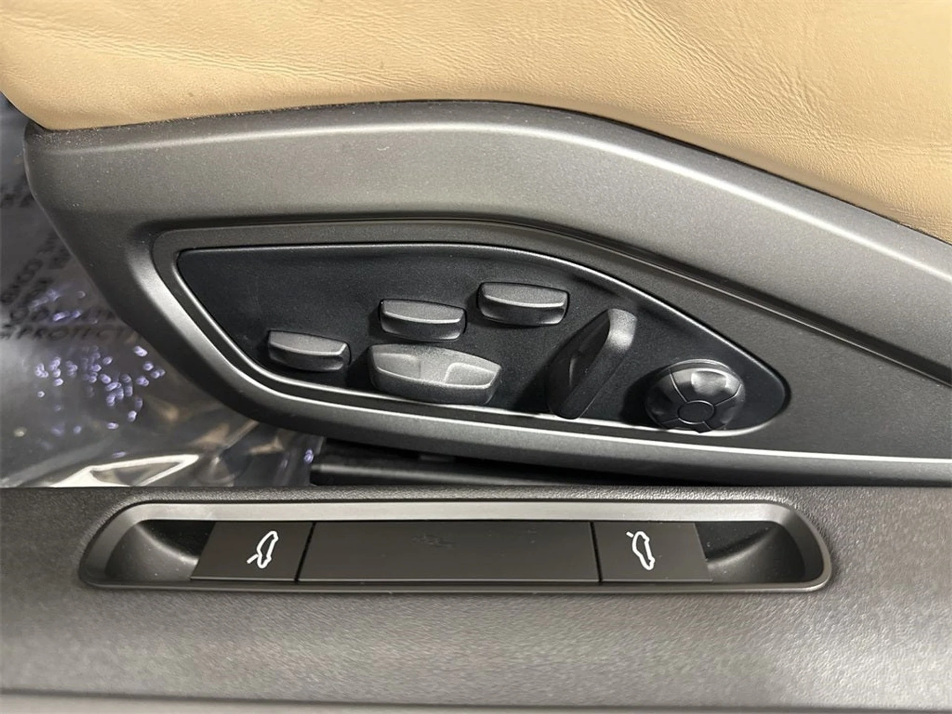 mph039_2719558850_40_617738bb33