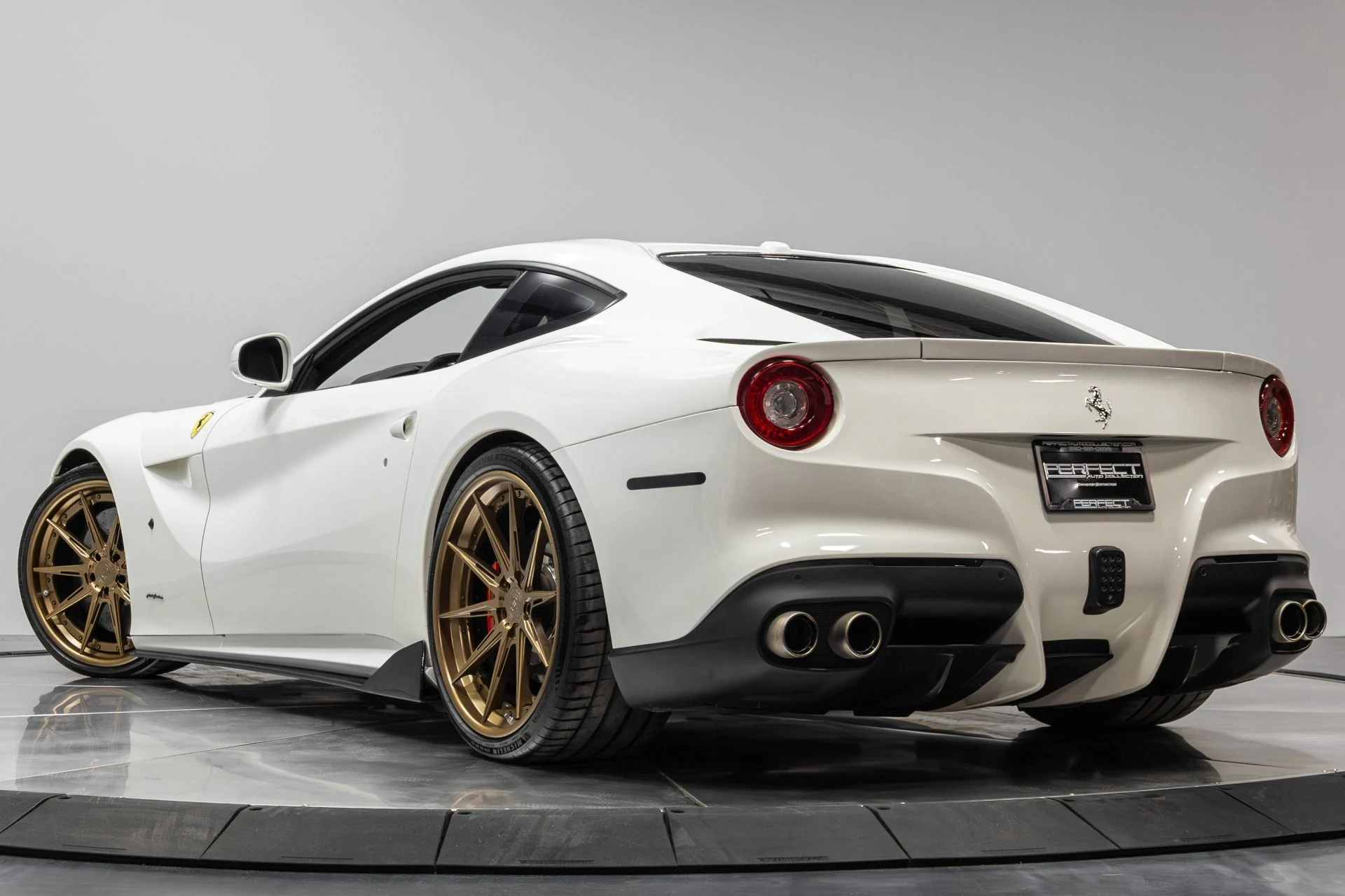 mph039_2732411126_Used_2014_Ferrari_F12_Berlinetta_1768579658_b58024b3d8