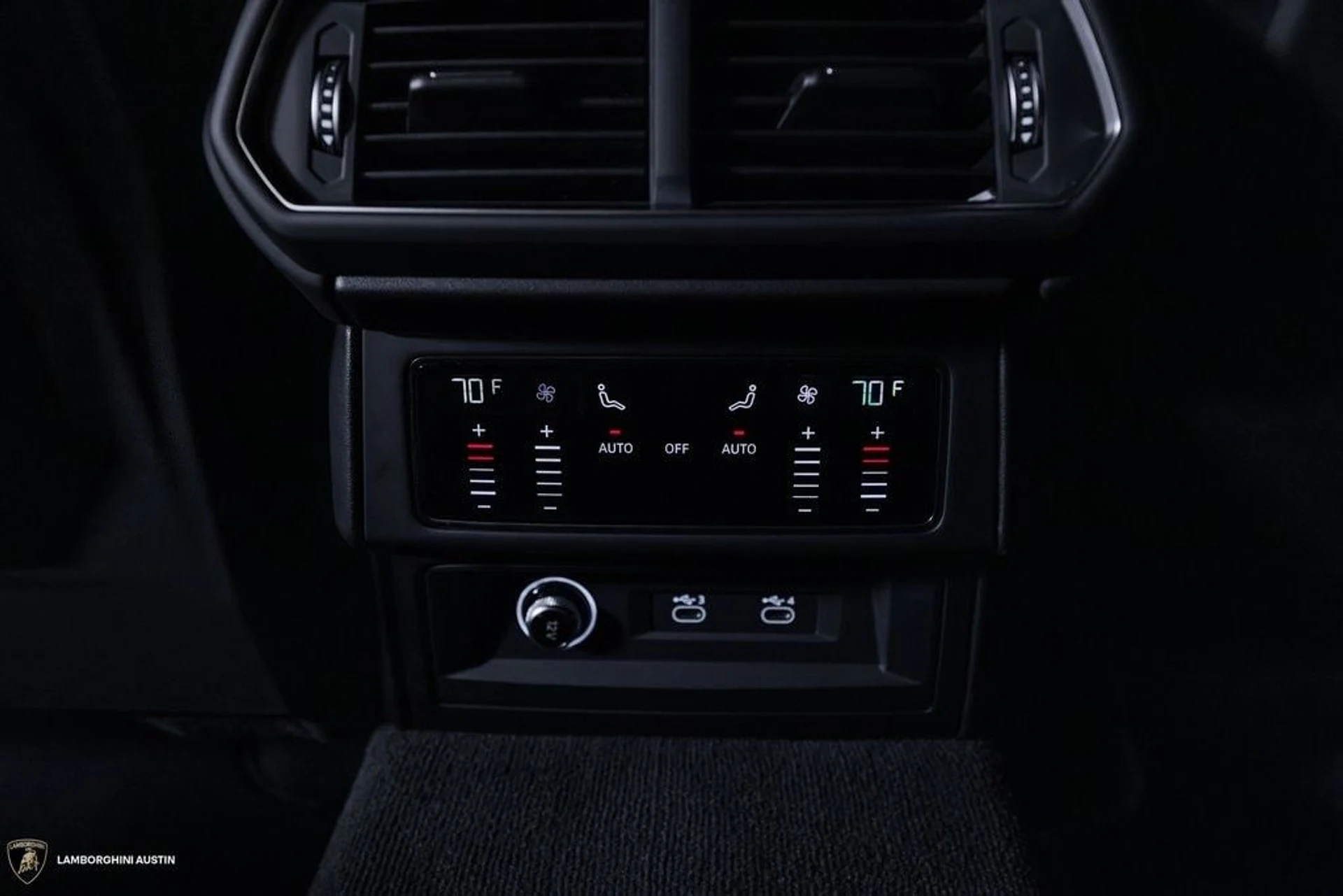 mph039_2736926112_d071b2cc023972486bf3a3b170aef9f6x_d325452a67