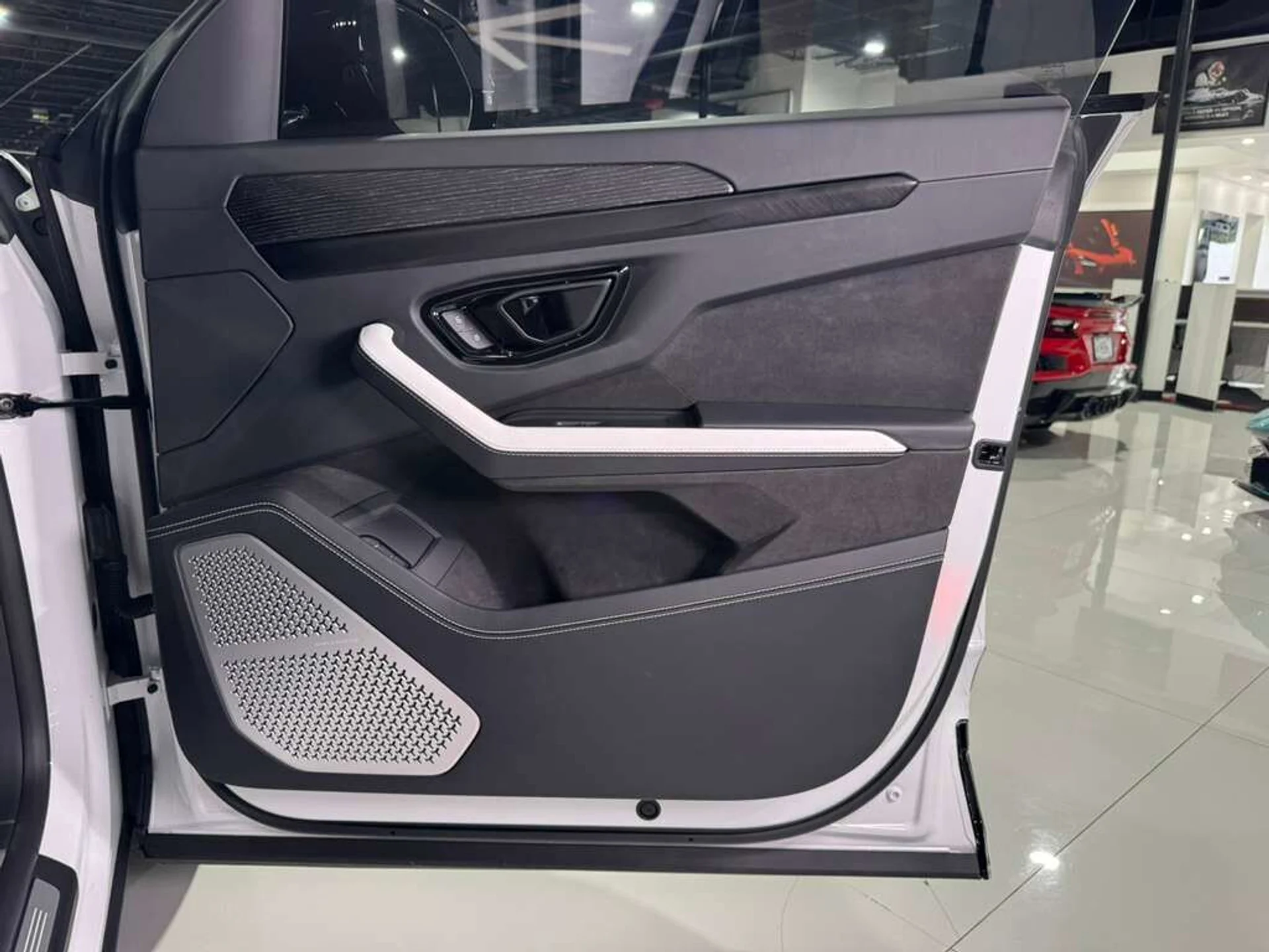 mph039_2745999433_e562ee016a0c0c8b225429e91a6bfe18_41e682c3b9