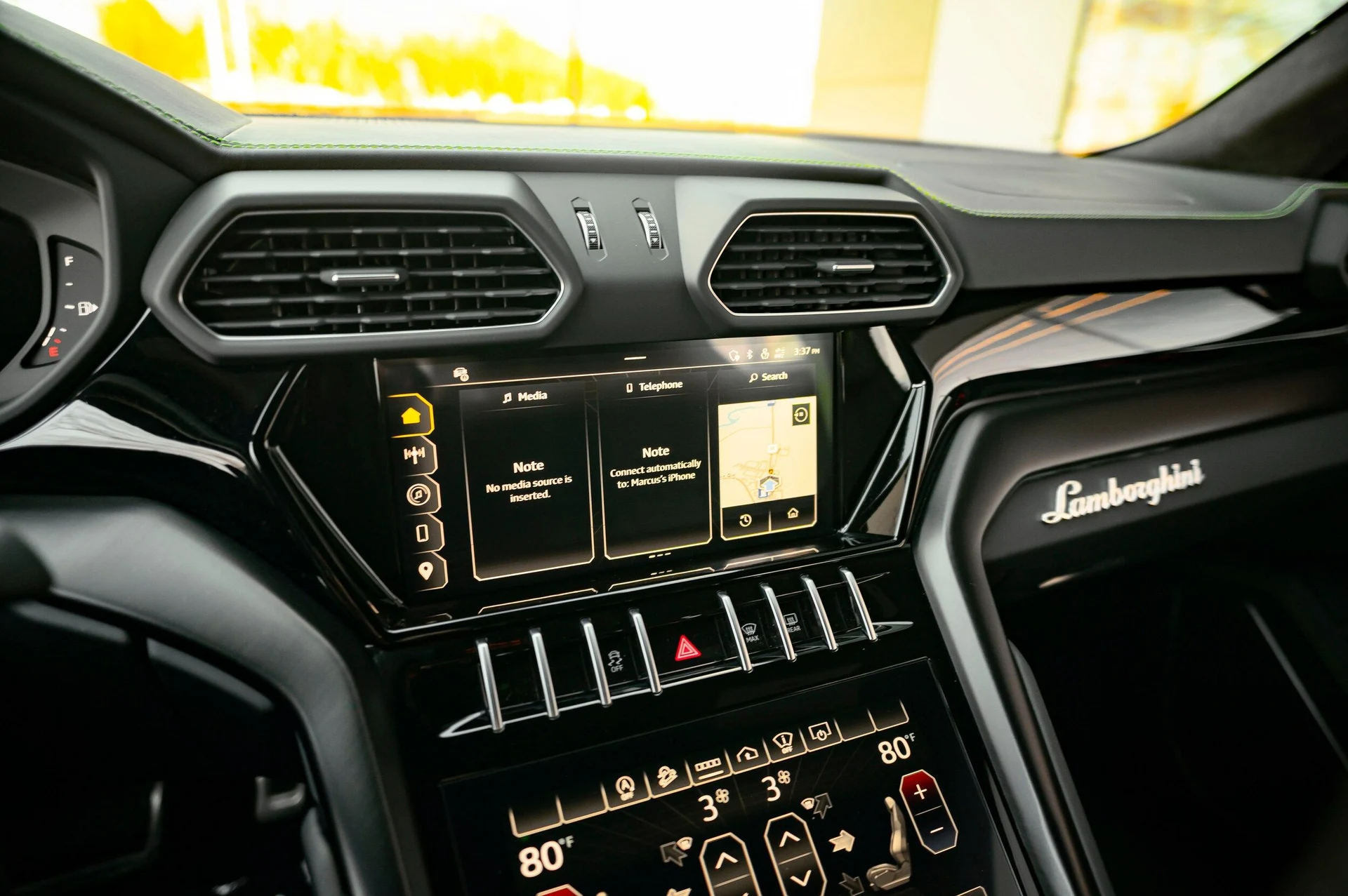 mph039_2747654273_887bbce10e29414f8320b663808c6cf2_ed70bb44fa