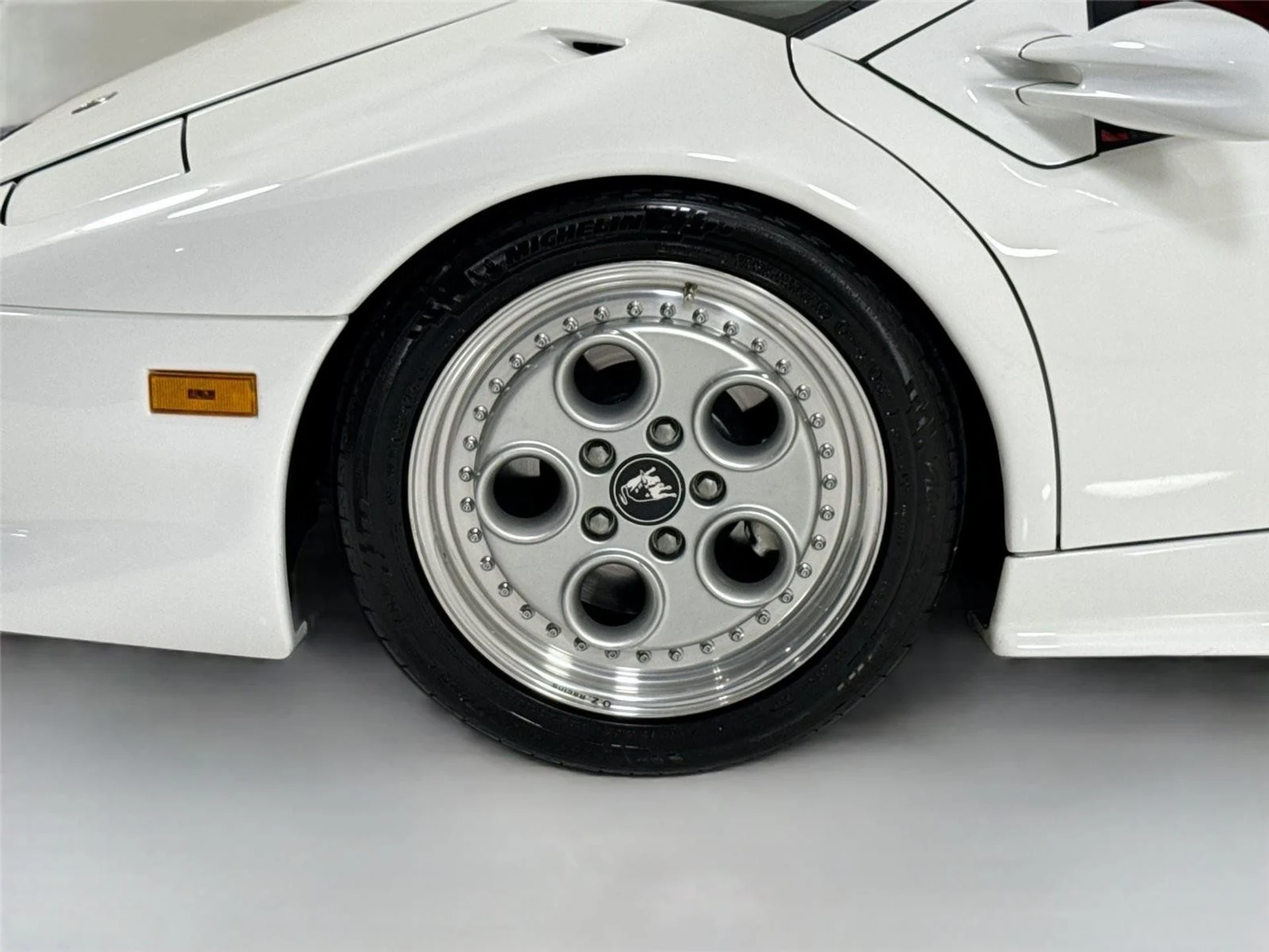 mph039_2750116573_4f8eec8b2ea3494b3e0e16a91c8e8a35_f5d0e59bac