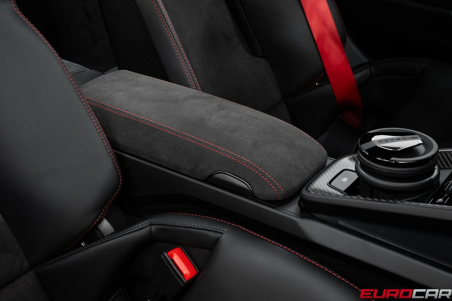 mph039_2757679103_image_40_312a4bec35