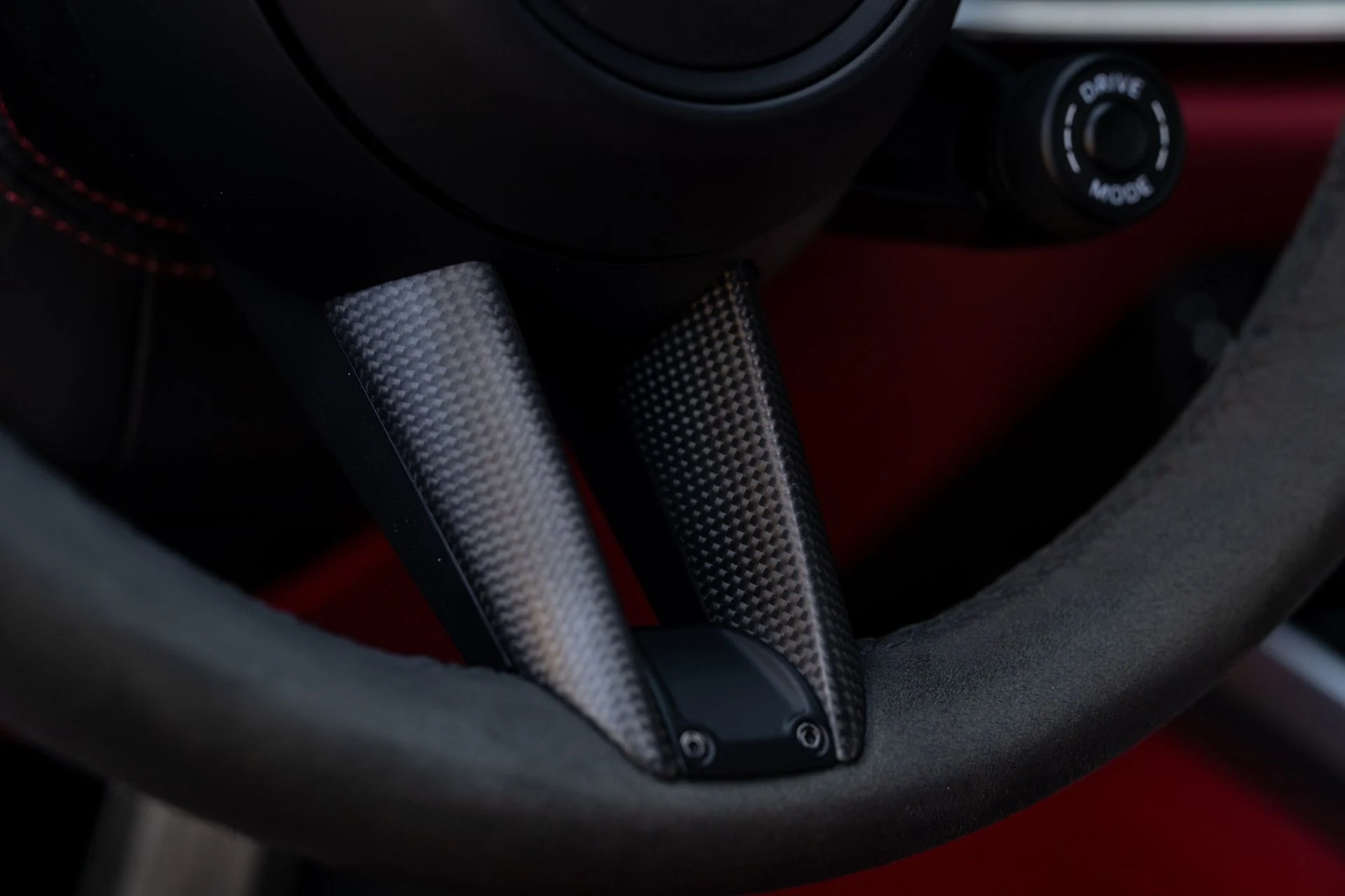 mph039_2766153521_Used_2022_Porsche_911_Turbo_S_1770440206_3da7e869d7