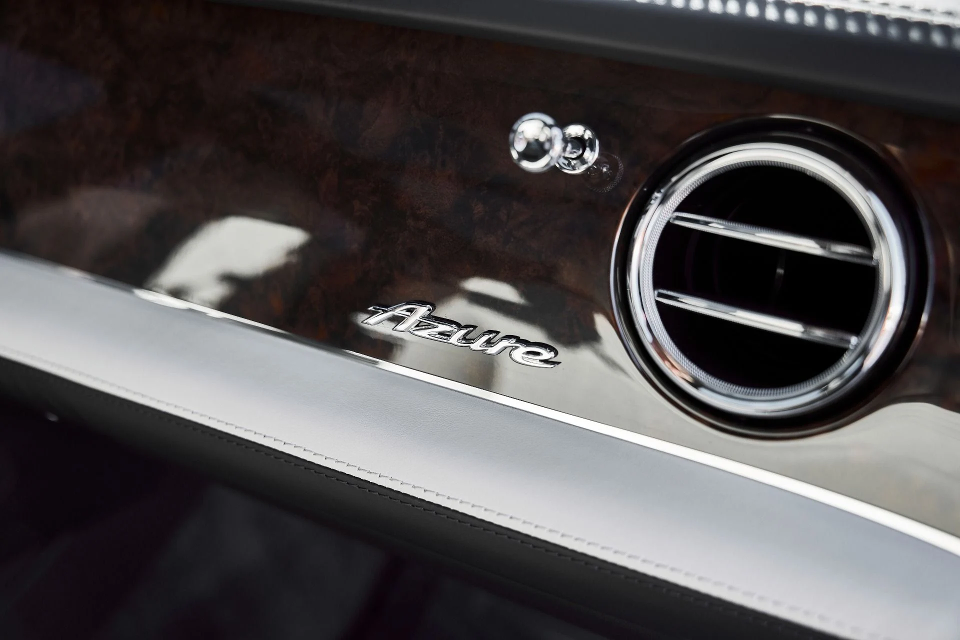 mph039_2779552820_Used_2023_Bentley_Bentayga_EWB_Azure_1773968883_109b0a5e31