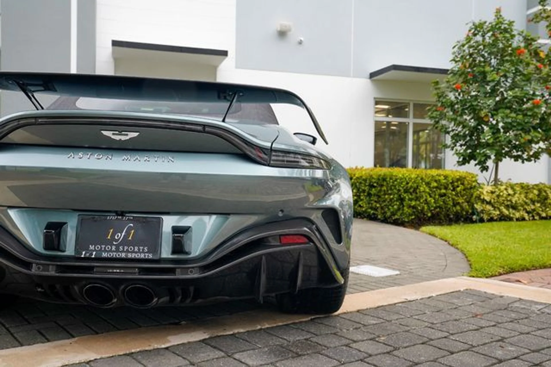 mph039_2787470890_22938048_40_670141bfb3