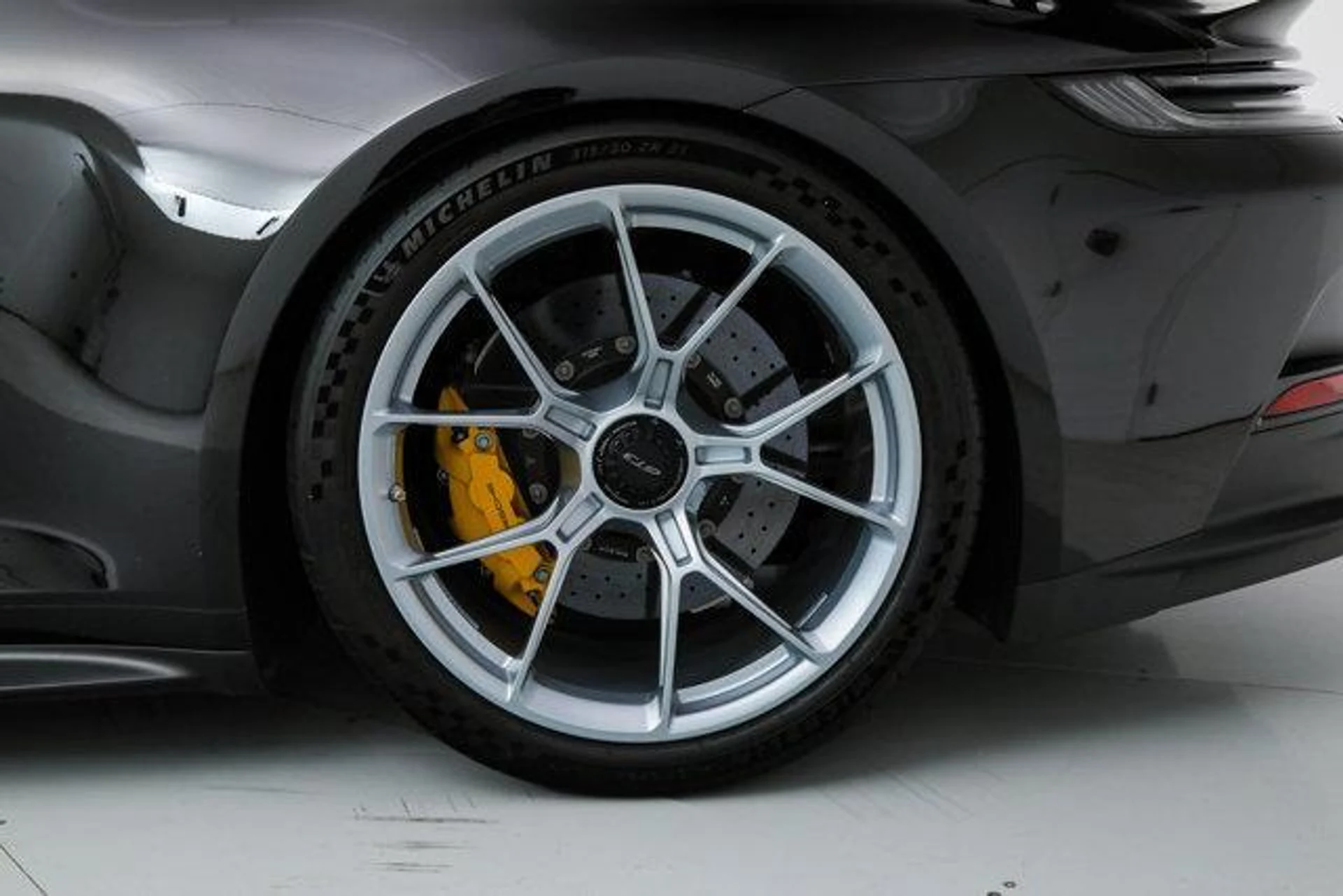 mph039_2795979407_S4_V4m_Ibt_Lp_Um9w_A_Fmo_QB_7_0_AI_Tk_2be2cff7f5