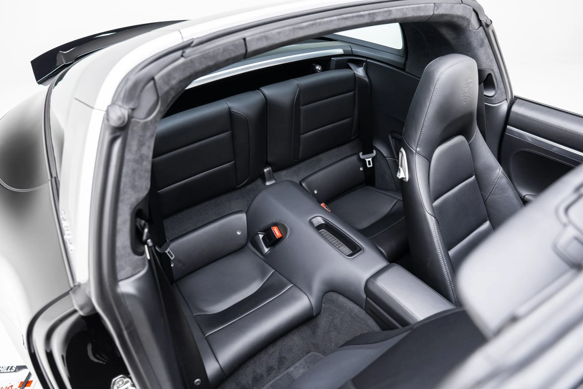 mph039_2806089368_Used_2018_Porsche_911_Targa_4_S_1767827907_6af4eebc9a