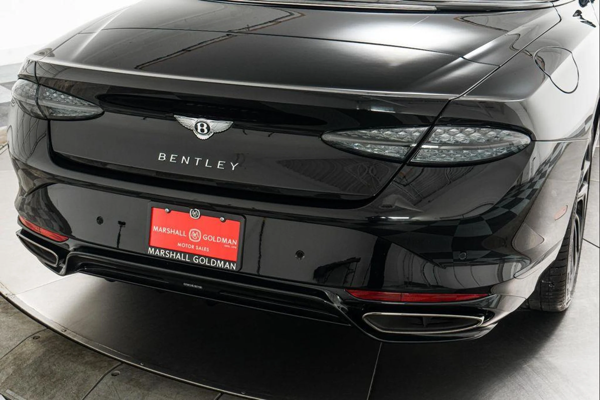 mph039_2806834997_5fh_V_Eyy_Zr_Xa_X_Bt_Jfk_KW_7o1z_N_Ac_c47beee4d4