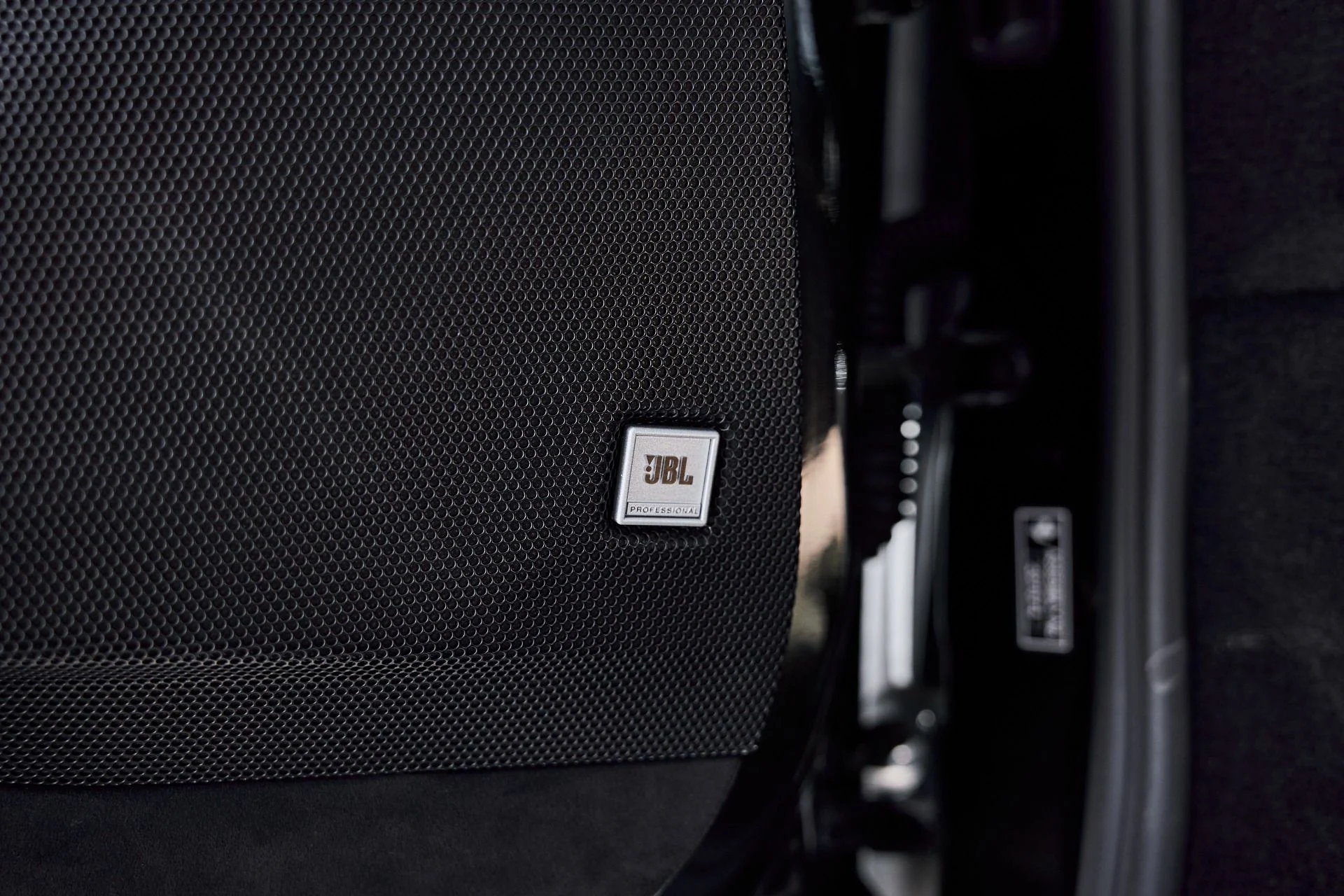 mph039_2823367581_Used_2023_Ferrari_SF_90_Stradale_Base_1771034651_3dcb4cbdd0