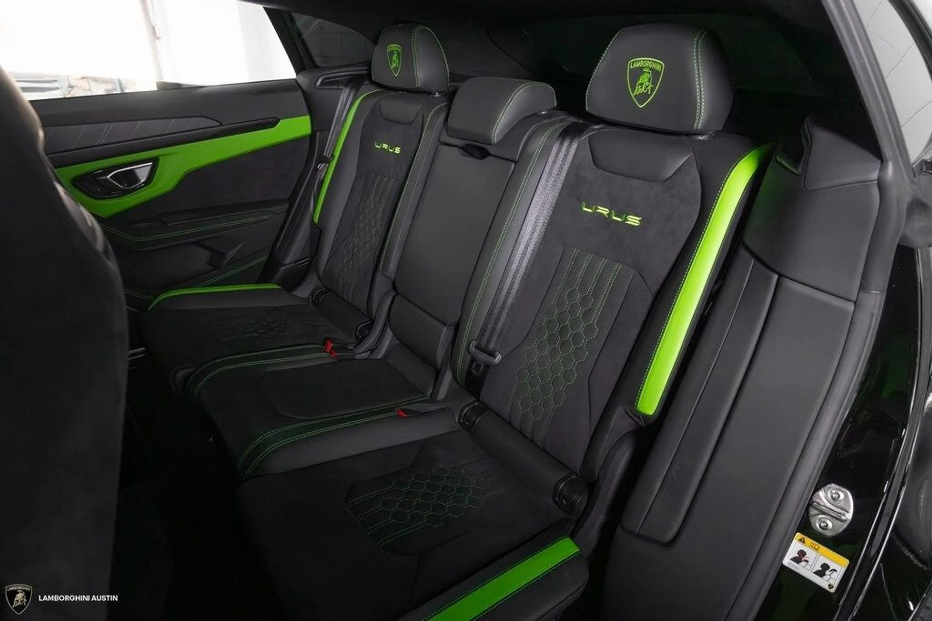 mph039_2839919763_3f9ca114780a3df369ba0ee75c4f8287x_6e1791b3ae