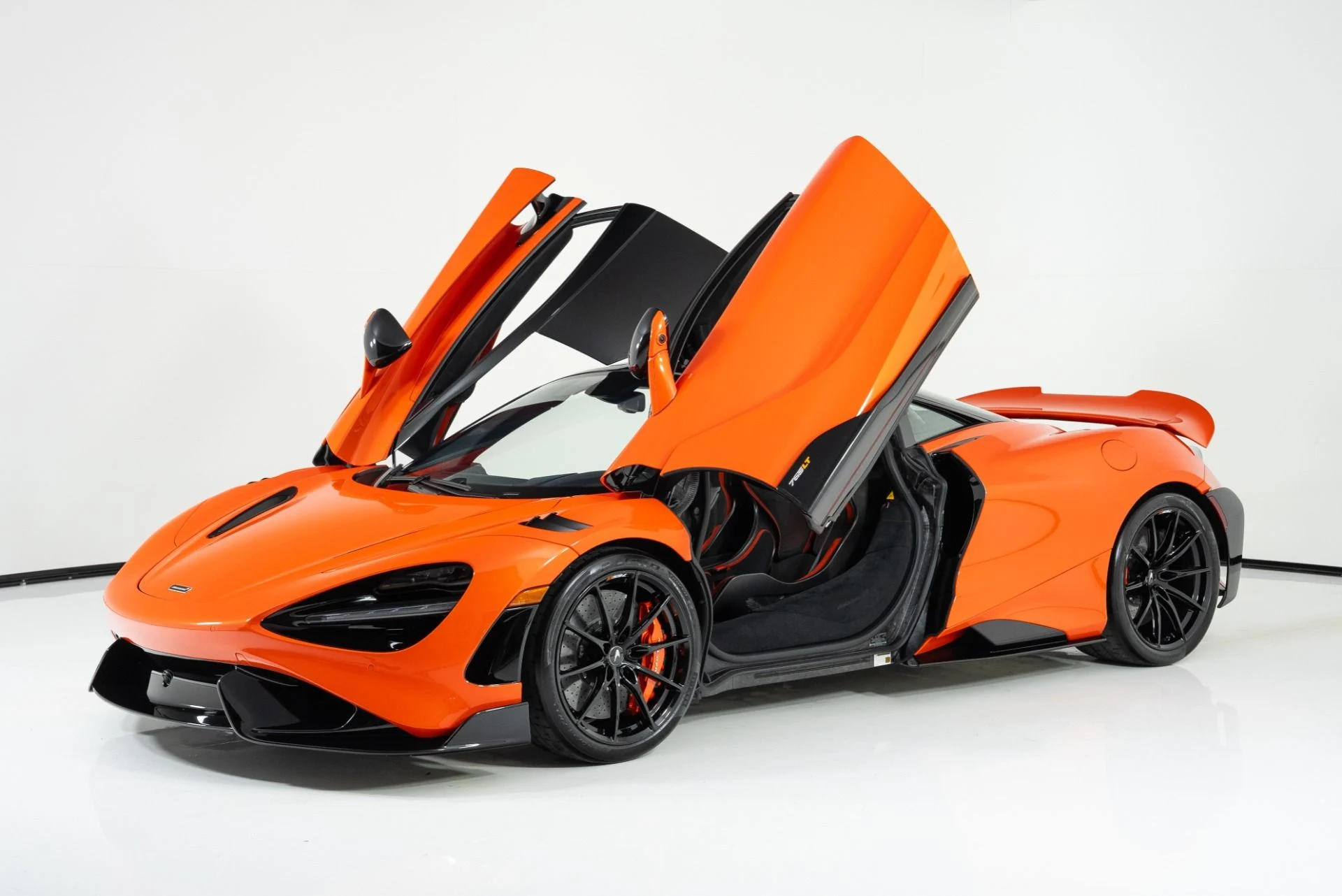 mph039_2844057643_Used_2021_Mc_Laren_765_LT_1746474152_08efdcfdae