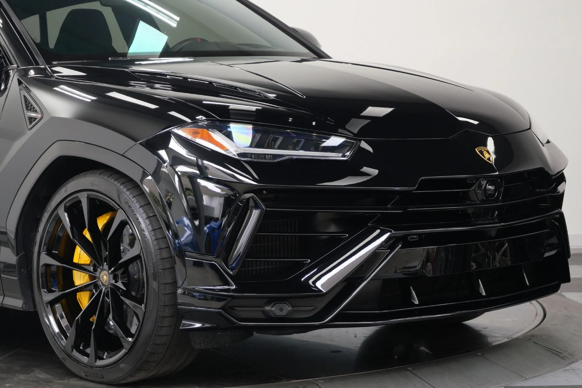mph039_2854691494_Used_2023_Lamborghini_Urus_S_ADAS_Package_23_Inch_Wheels_657_Horsepower_1780072486_eb15ff3243