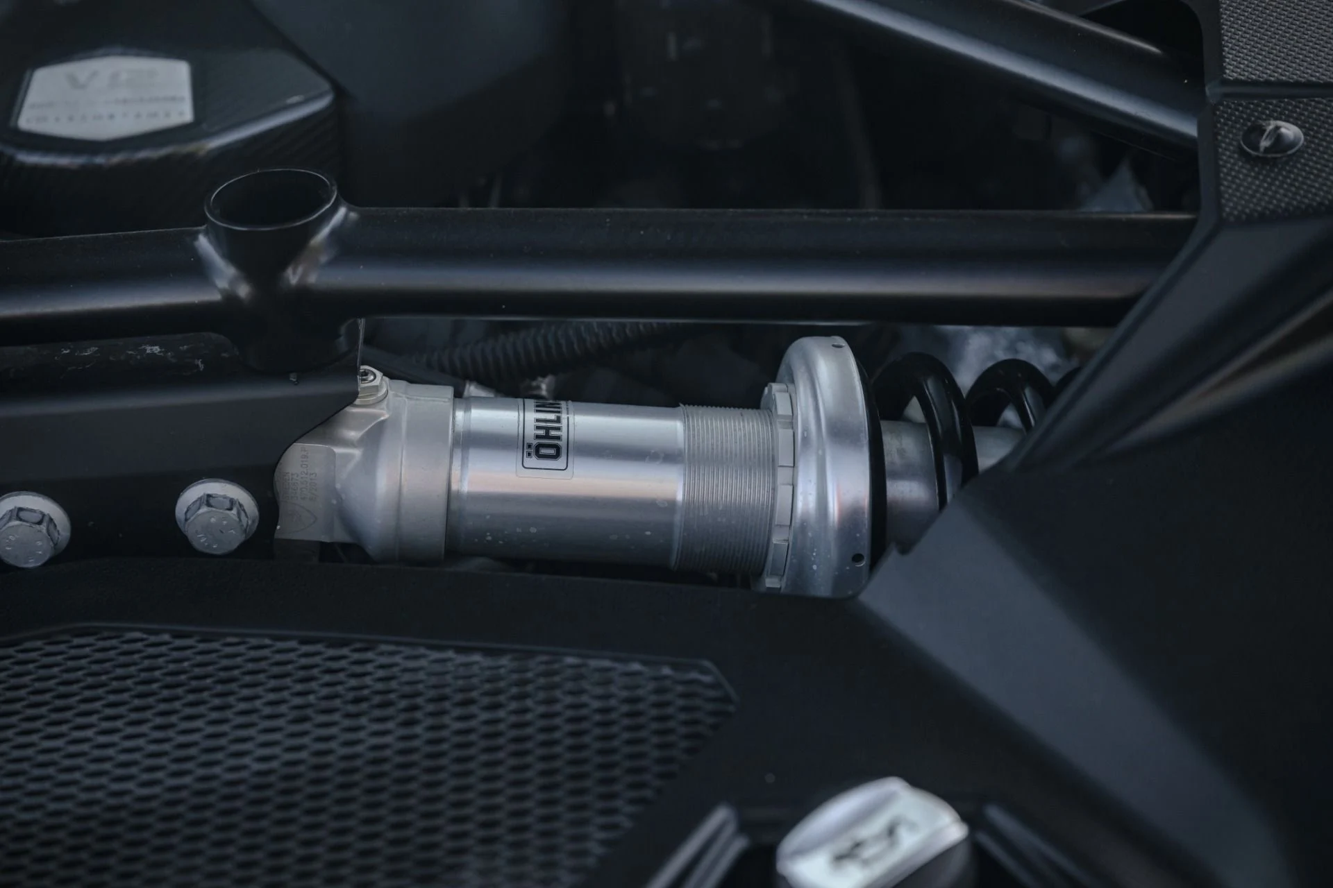 mph039_2877998659_12776_p40_l_74b8bddaa5