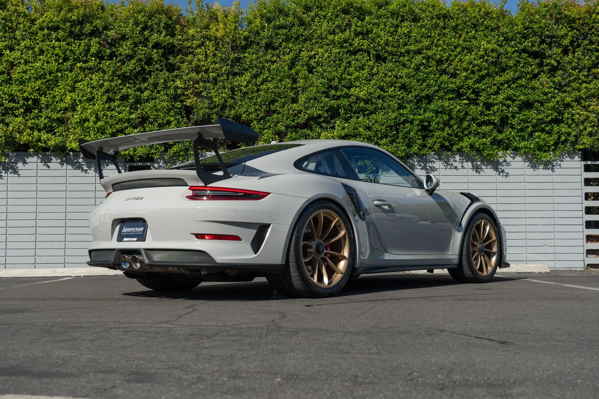 mph039_2884719735_Used_2019_Porsche_911_GT_3_RS_1759431879_cde230eea9