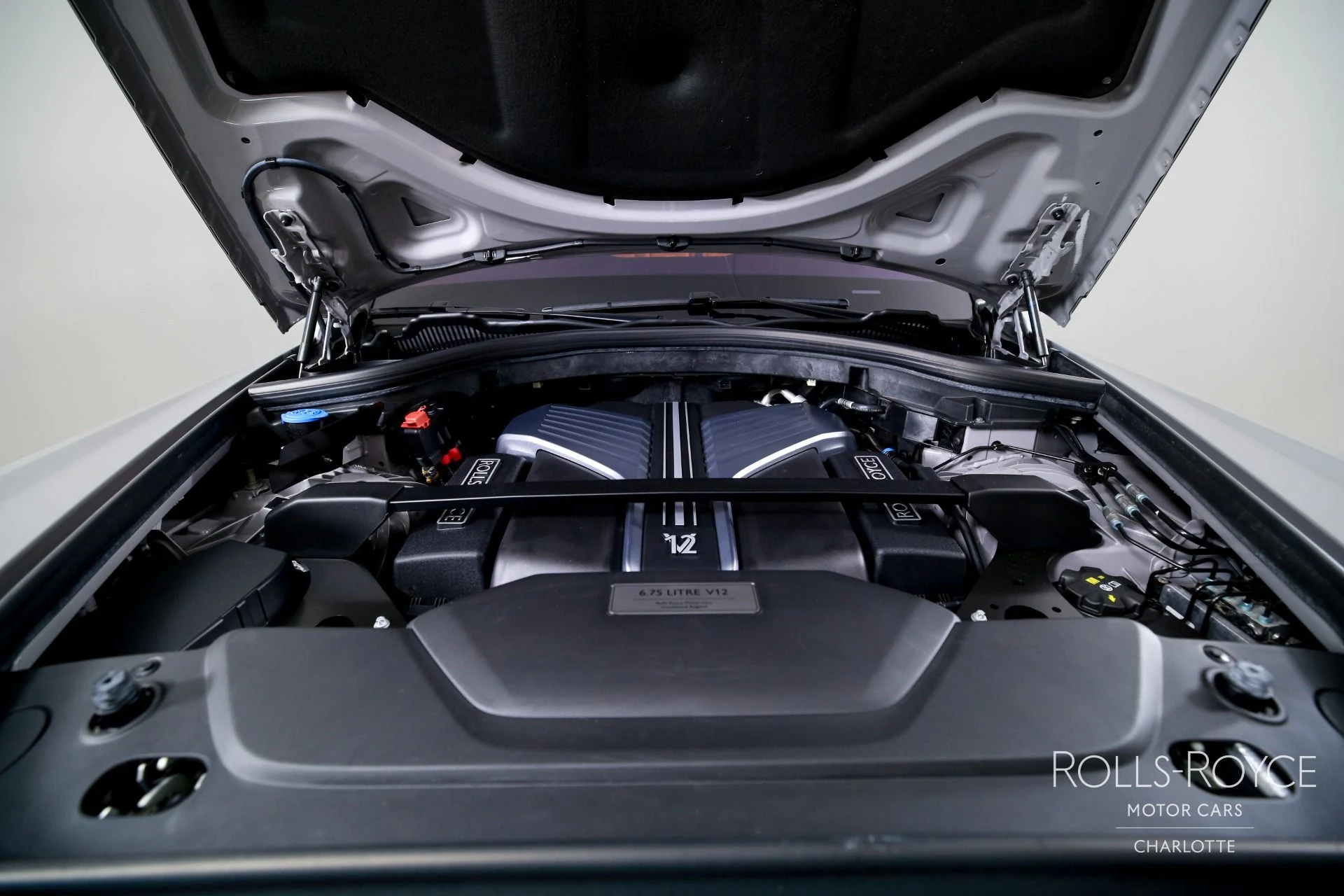 mph039_2907852988_Used_2024_Rolls_Royce_Black_Badge_Cullinan_1765396280_b428588506
