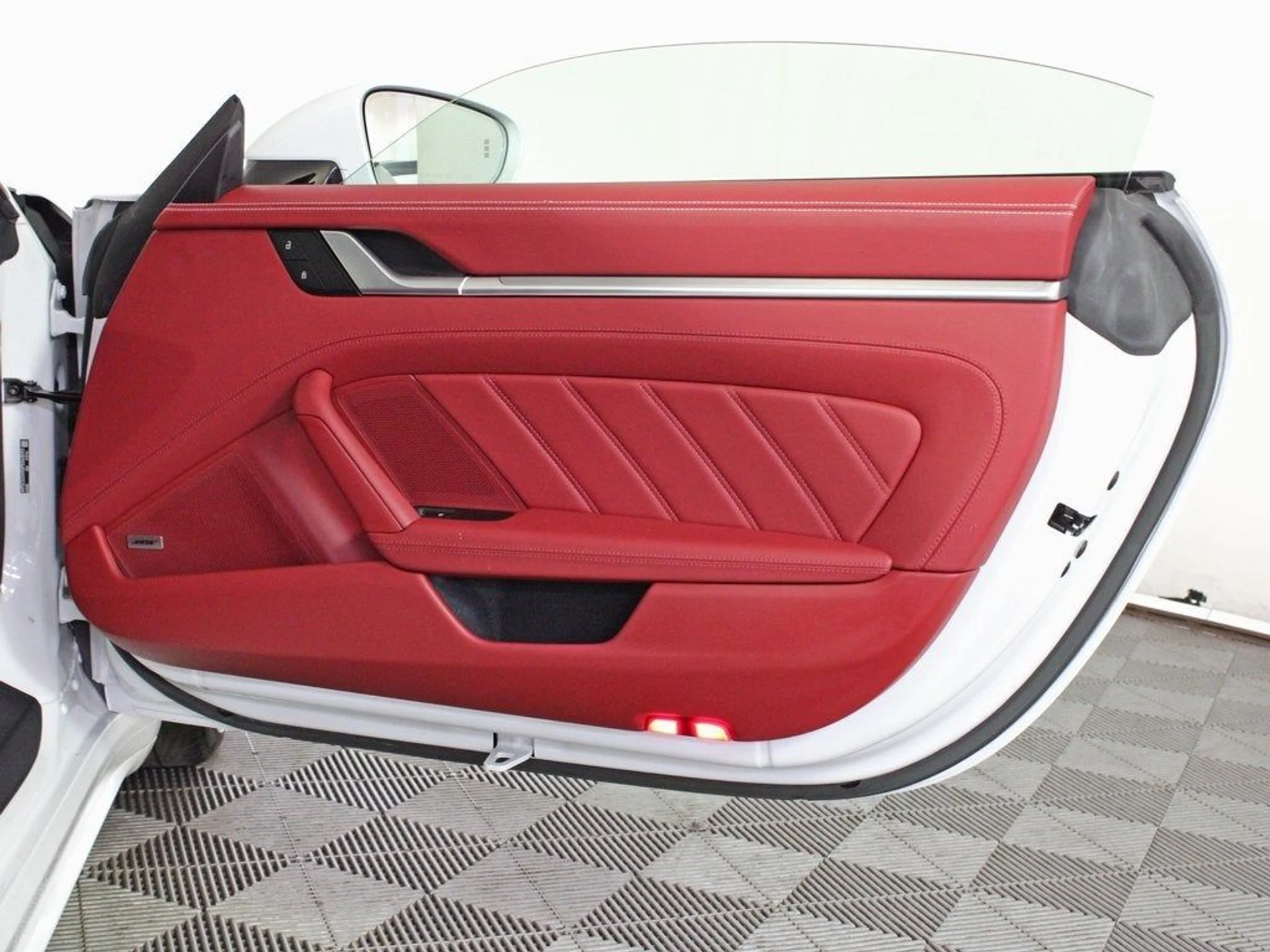 mph039_2913527509_40_933403536f