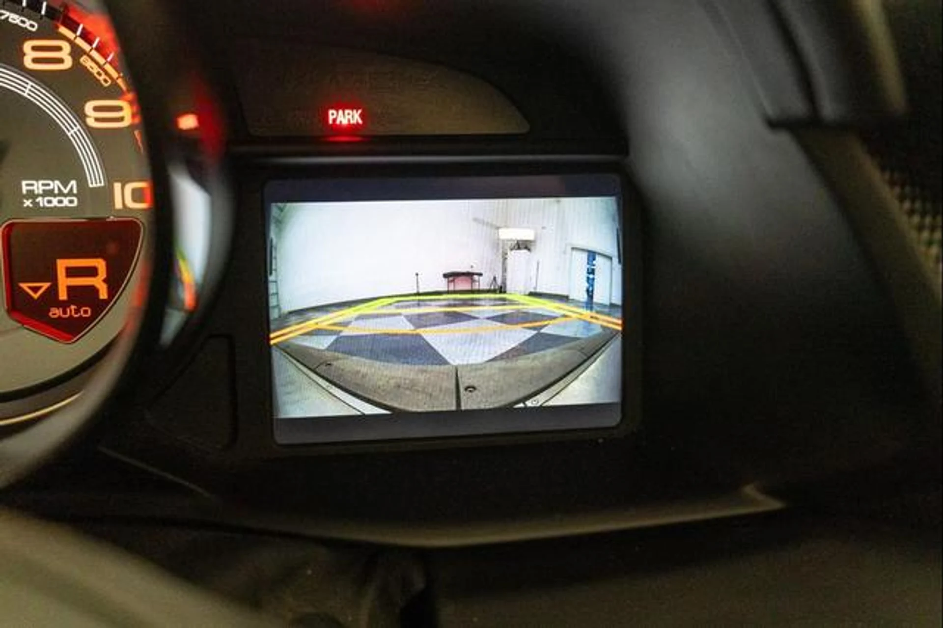 mph039_292172819_j_Qah_WZ_Qscdqc_A9_Hg0_Kx_EZL_54f1_I_41c85d7bea