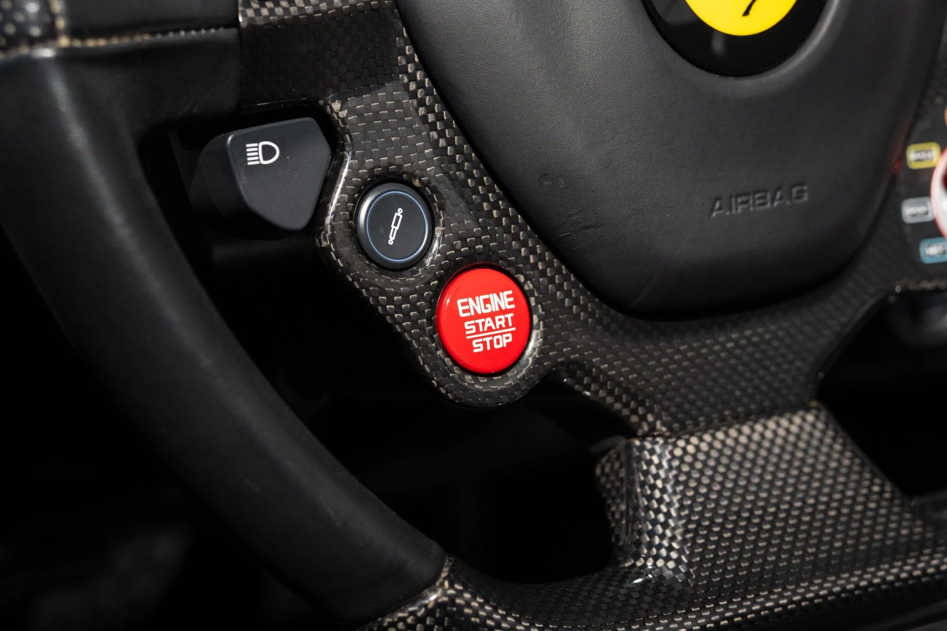 mph039_2938366439_Used_2017_Ferrari_488_Spider_1771888975_6b0f99978e