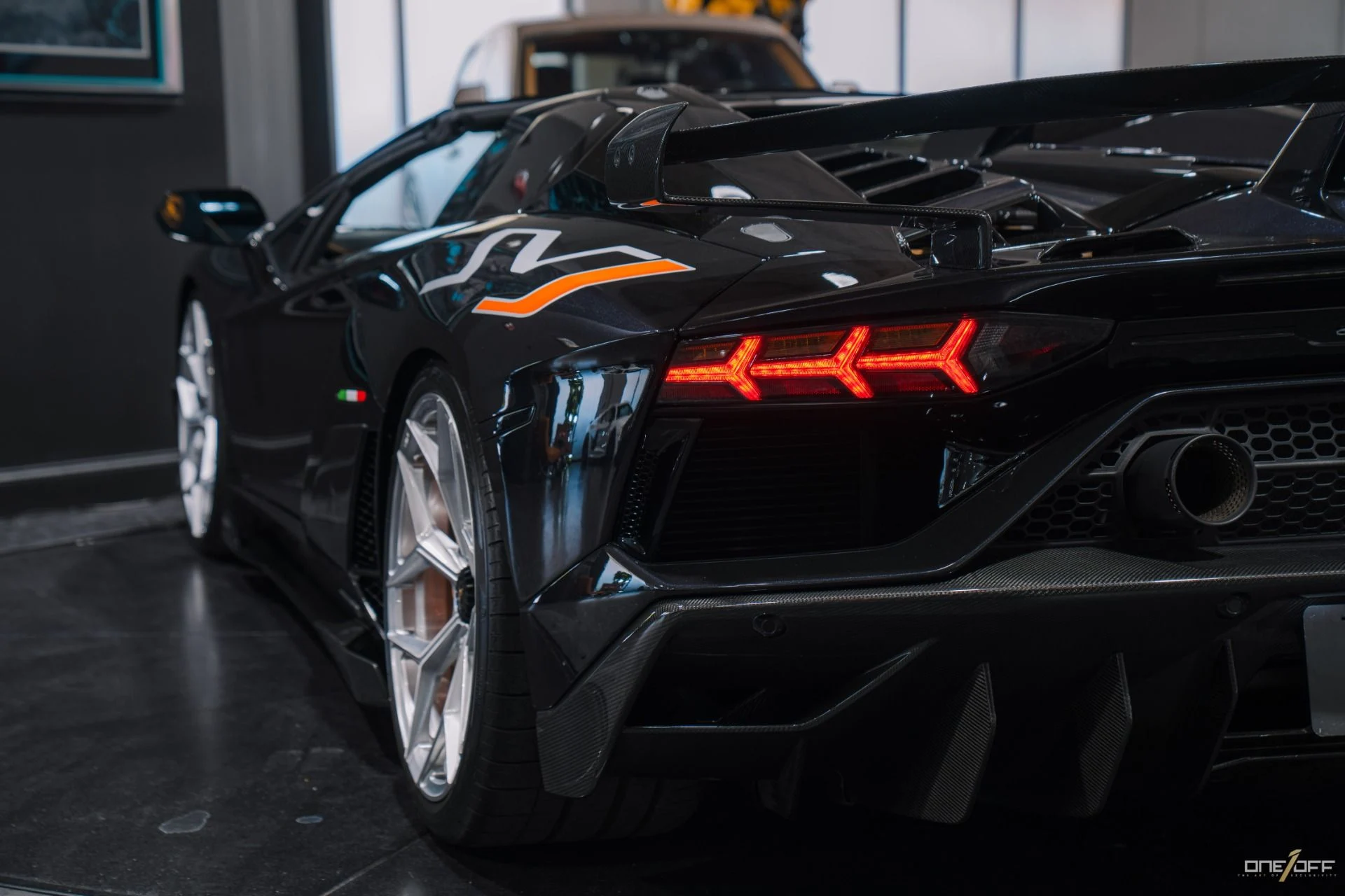 mph039_2955105180_Used_2021_Lamborghini_Aventador_LP_770_4_SVJ_100_K_Novitec_Build_w_HUGE_645_K_MSRP_1761084822_0da206489f
