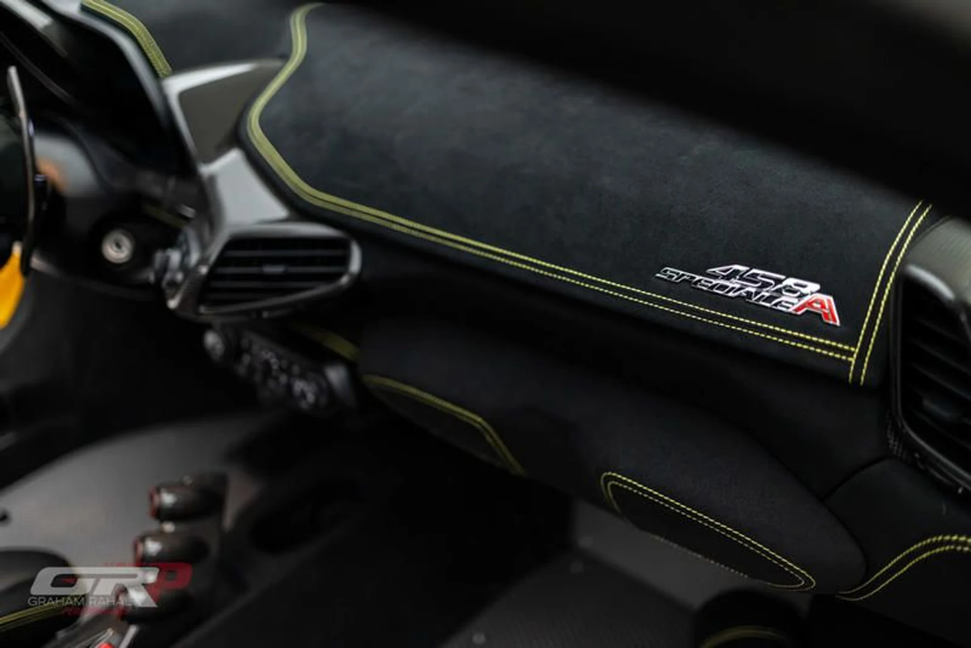 mph039_2955630331_EB_78_E8_A6_70_F9_4_BDB_BBB_2_696_A4_C33092_D_6037ad11b4