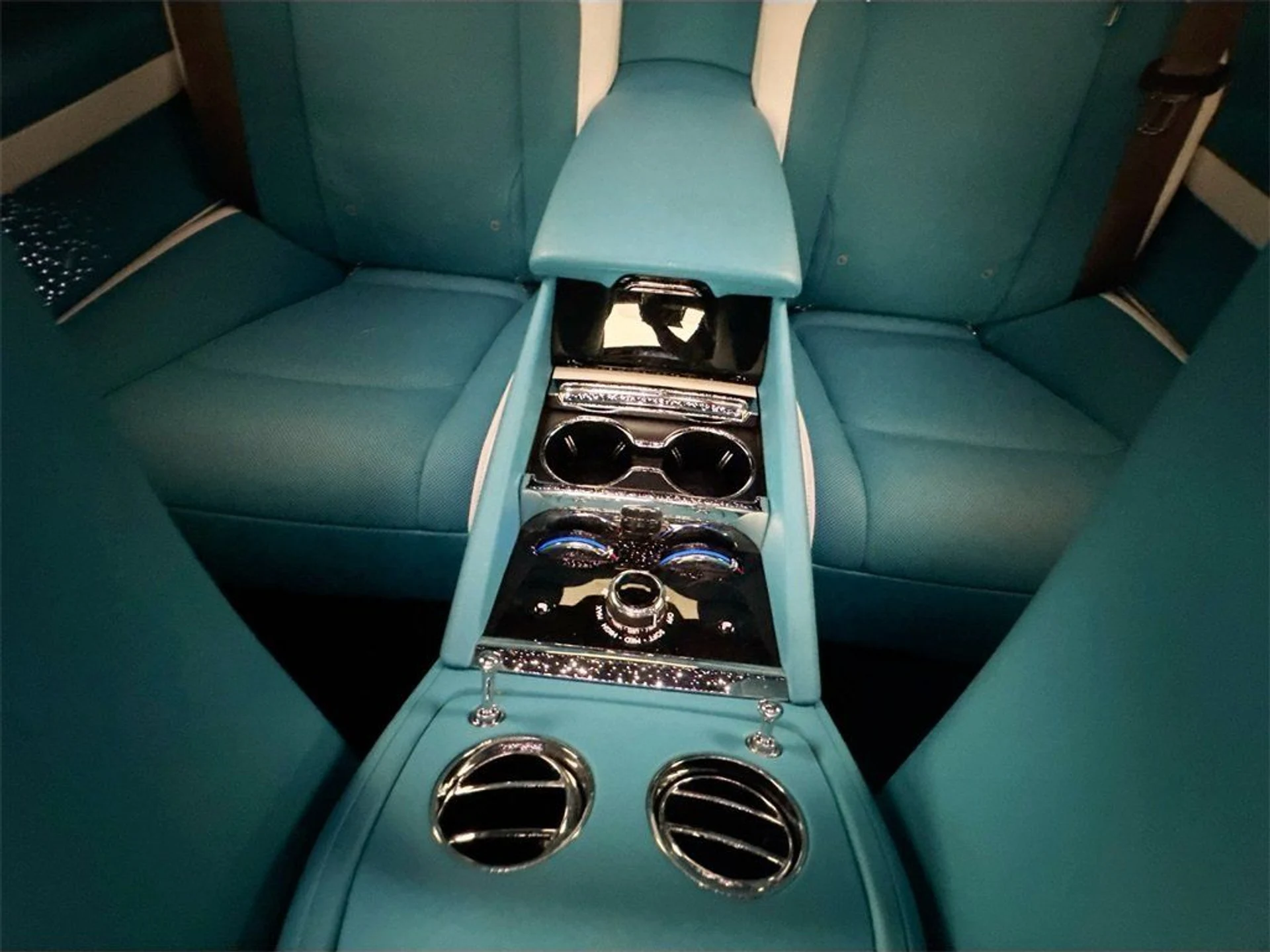 mph039_2968351121_79237b7093077e028c27bde5979efe1b_97ced5e747