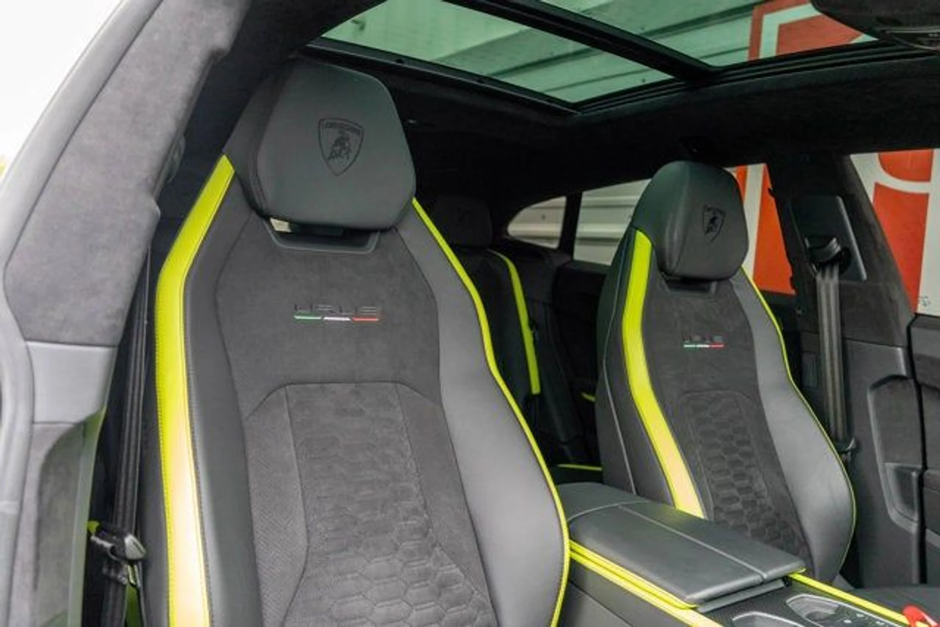 mph039_297390111_40_653327dd36